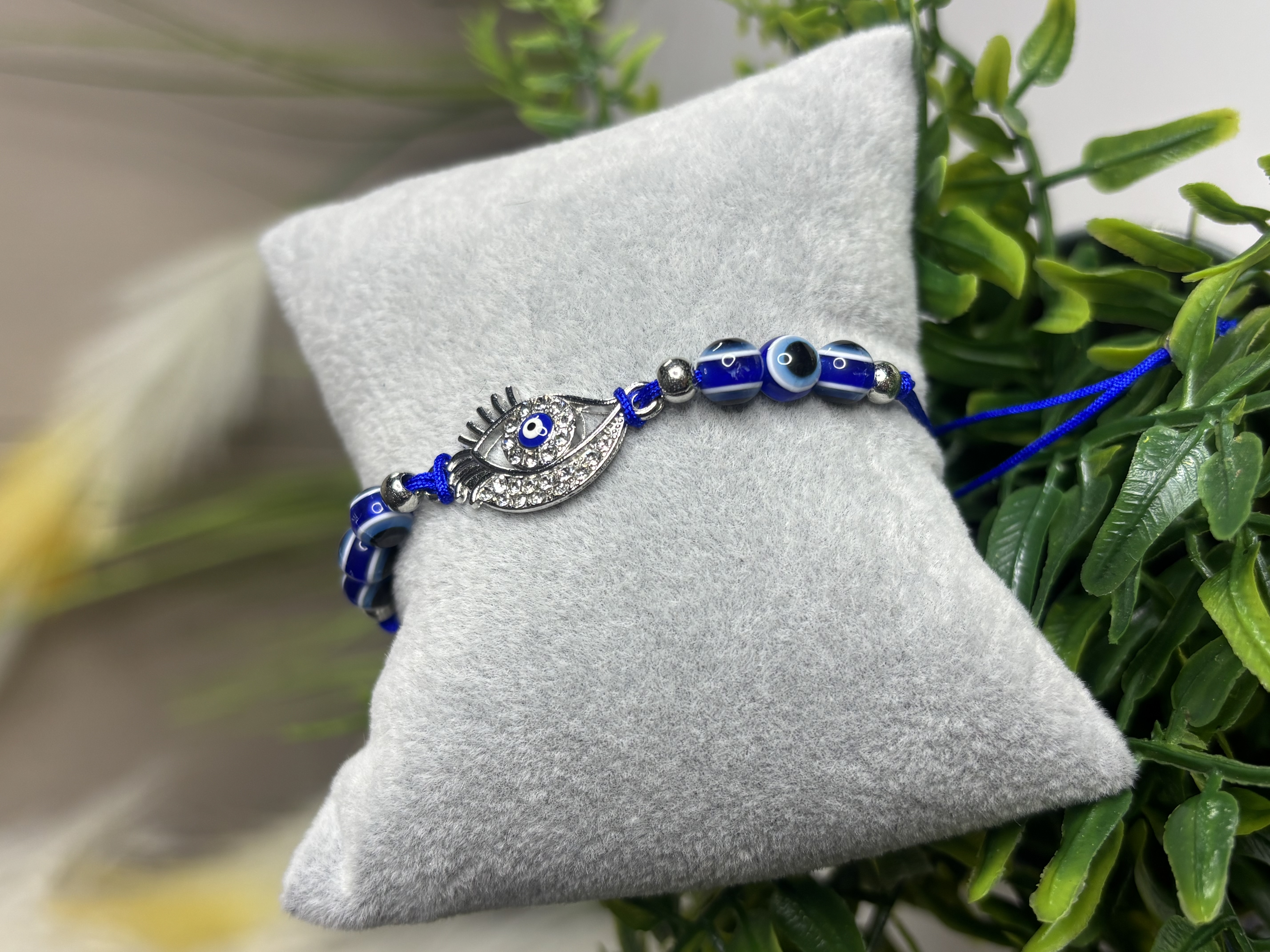 Apyrankė su turkio akimi