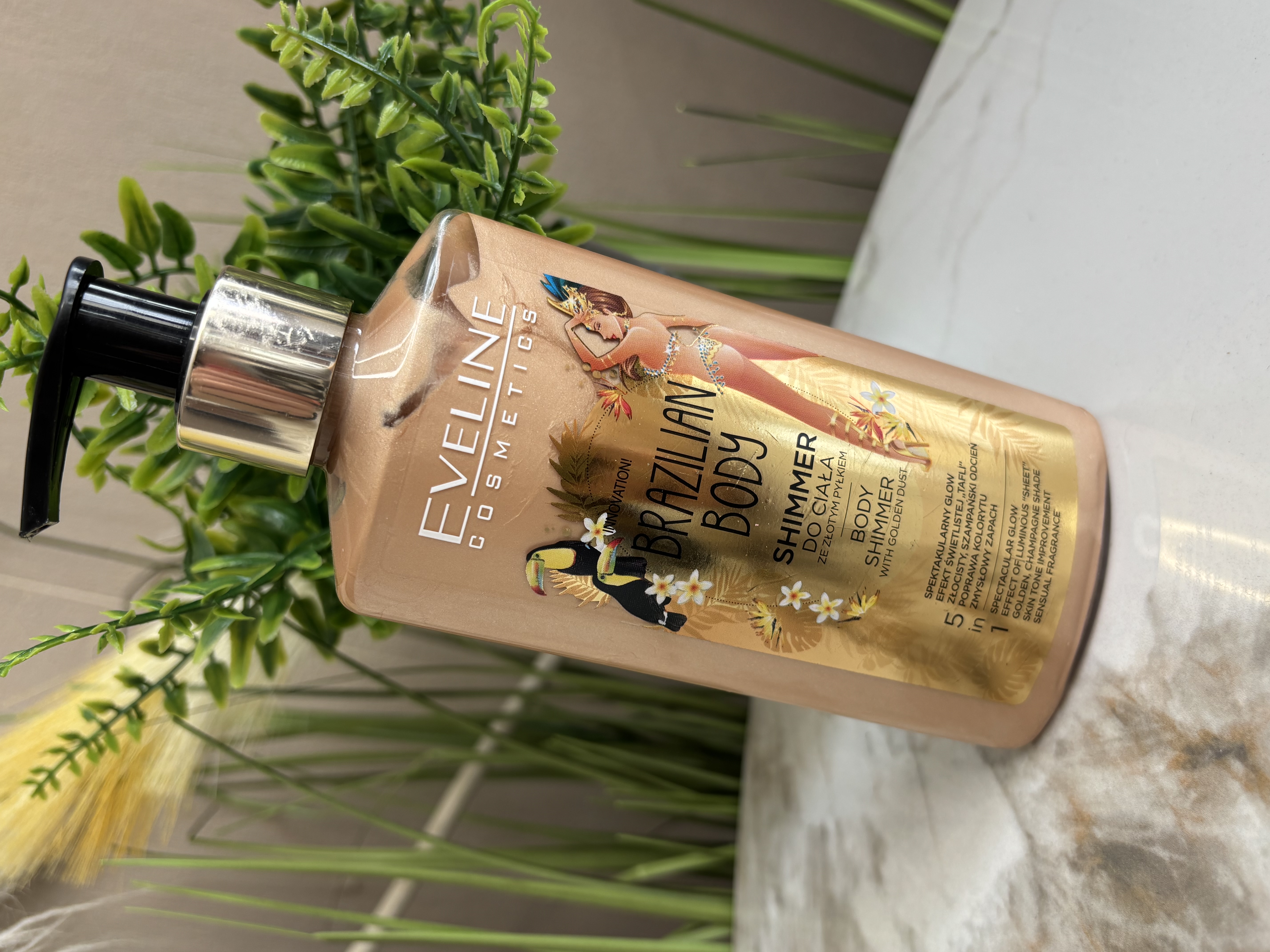 Eveline Brazilian Body Shimmer kūno losjonas