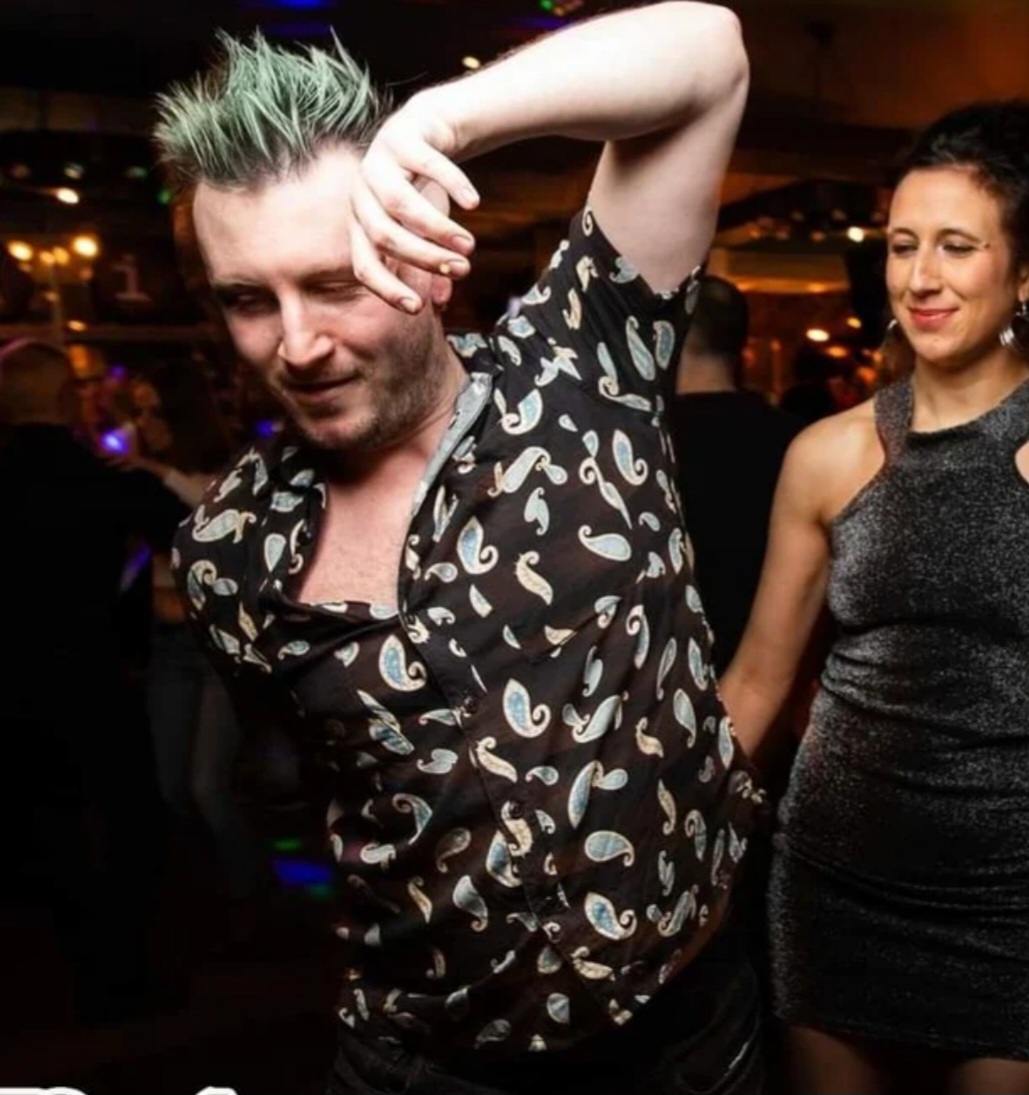 1 hour private Bachata or Cuban Salsa lesson