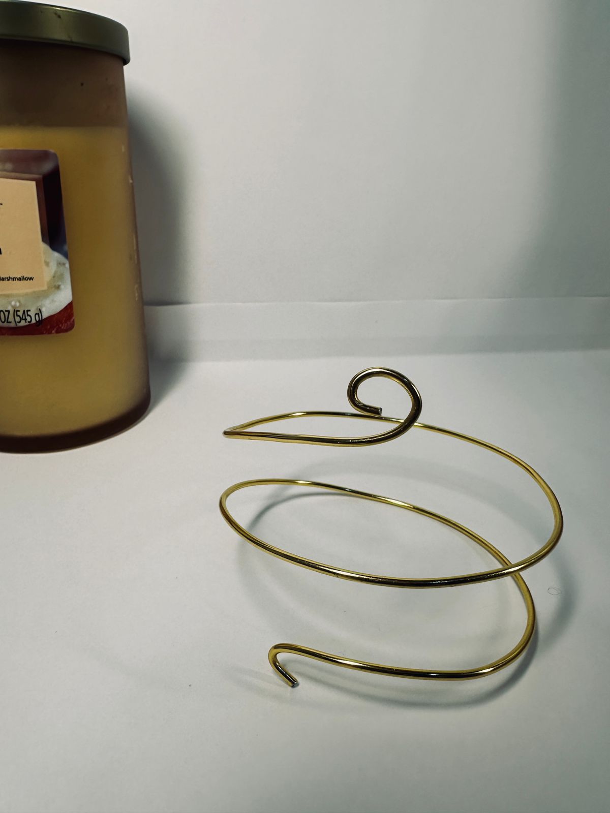 Bracelete espiral dourado