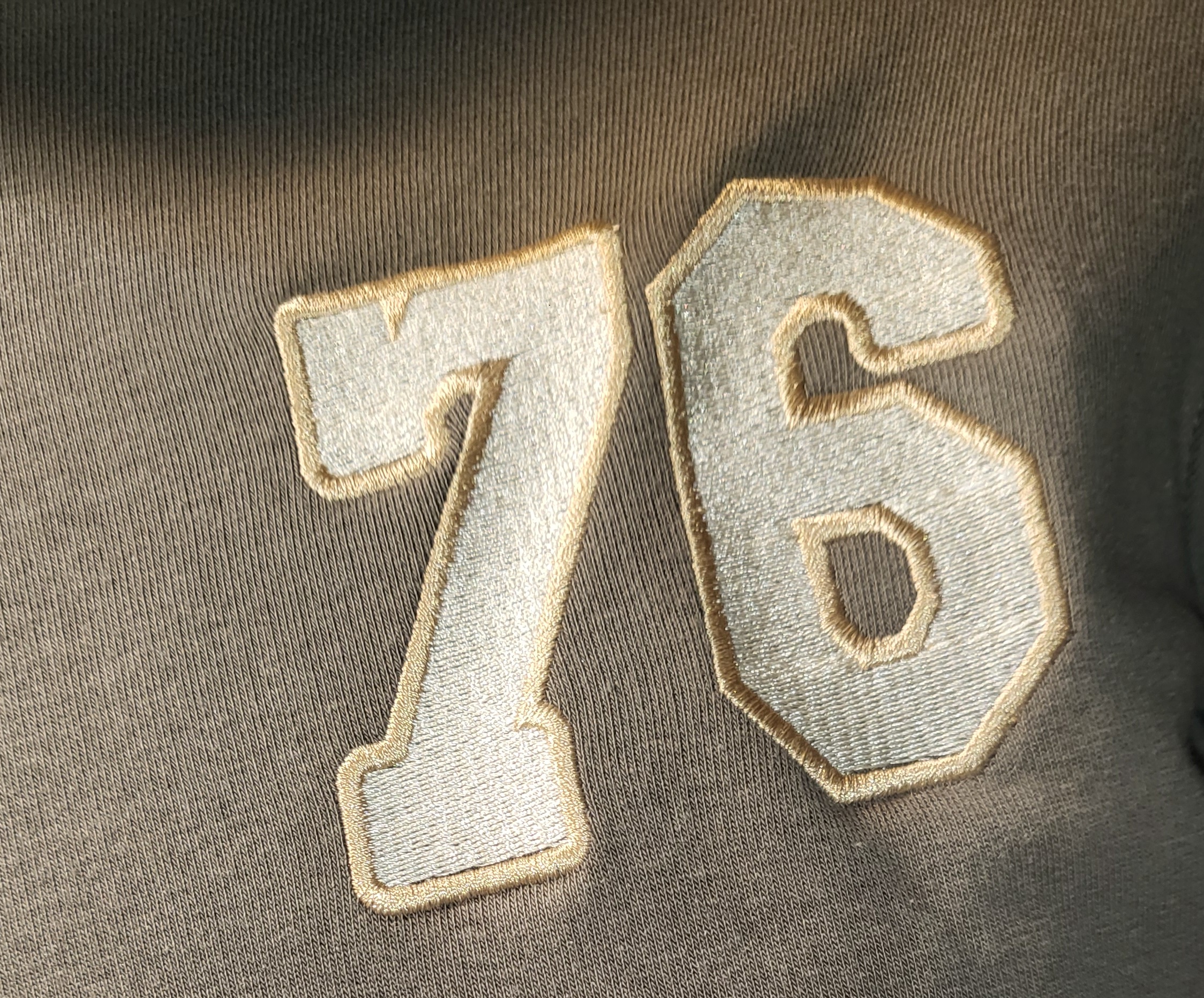 Chaqueta Verde Bordada Weedcros 