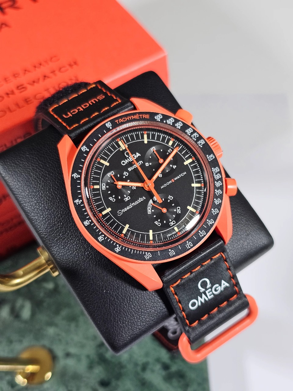Reloj Omega & Swatch Speedmaster