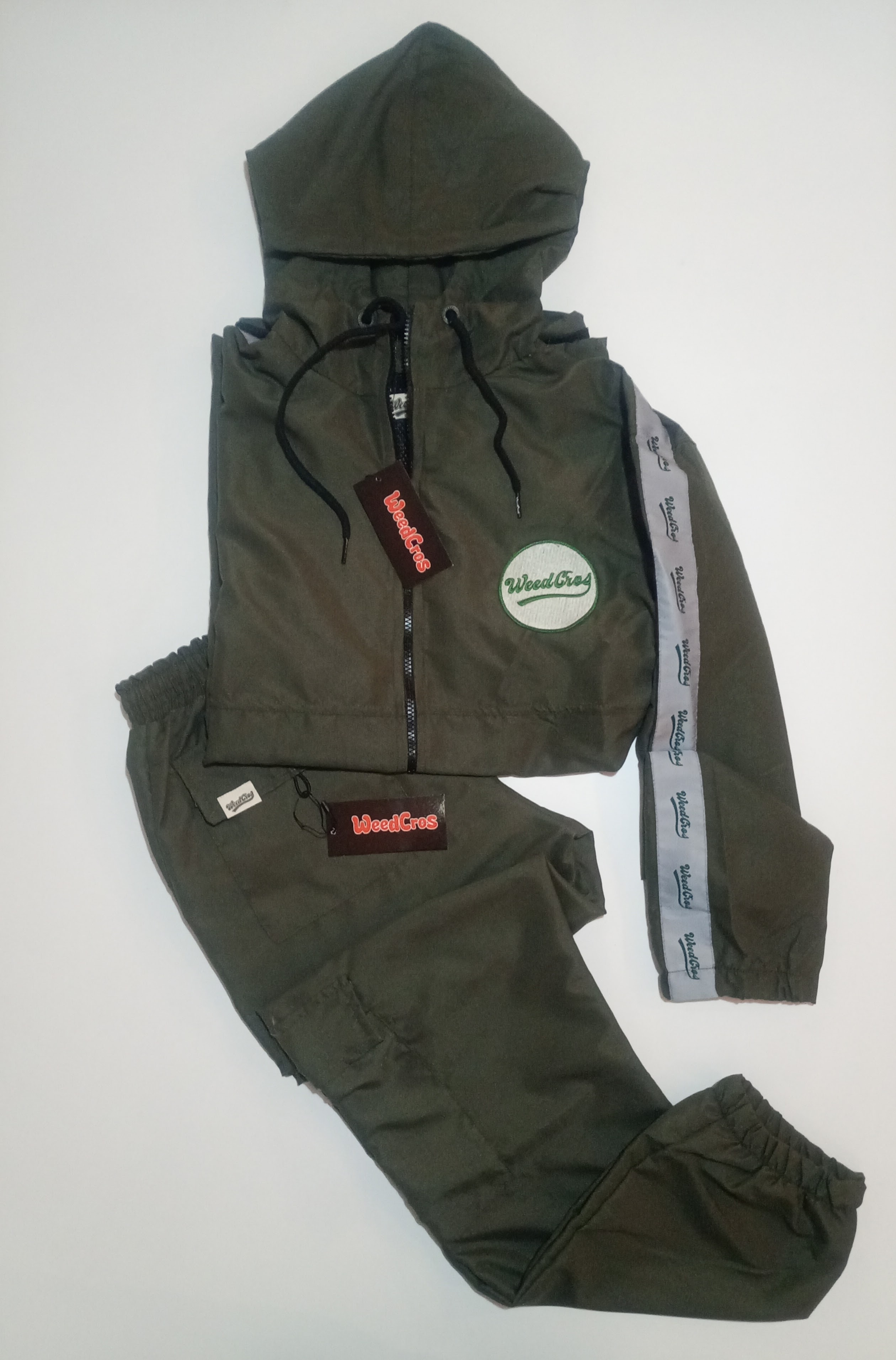 Conjunto deportivo Weedcros