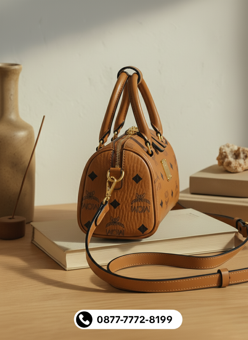 MCM, Stylish Women's Handbag