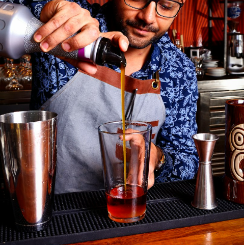 Bartendering course (Mixology+Flairing)