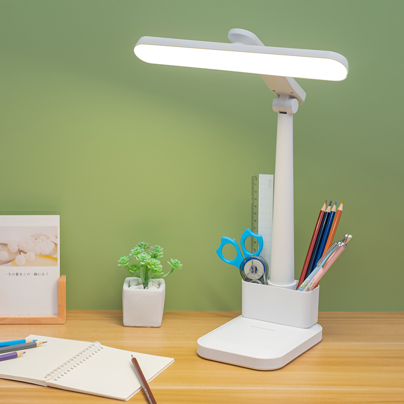 1319 LED Desk Lamp with Pen Holder