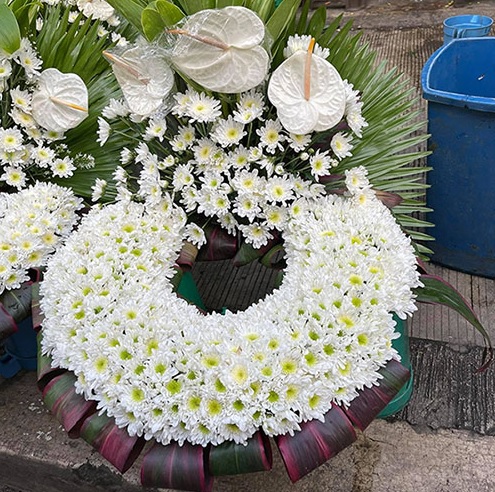 White Floral Funeral (URN)