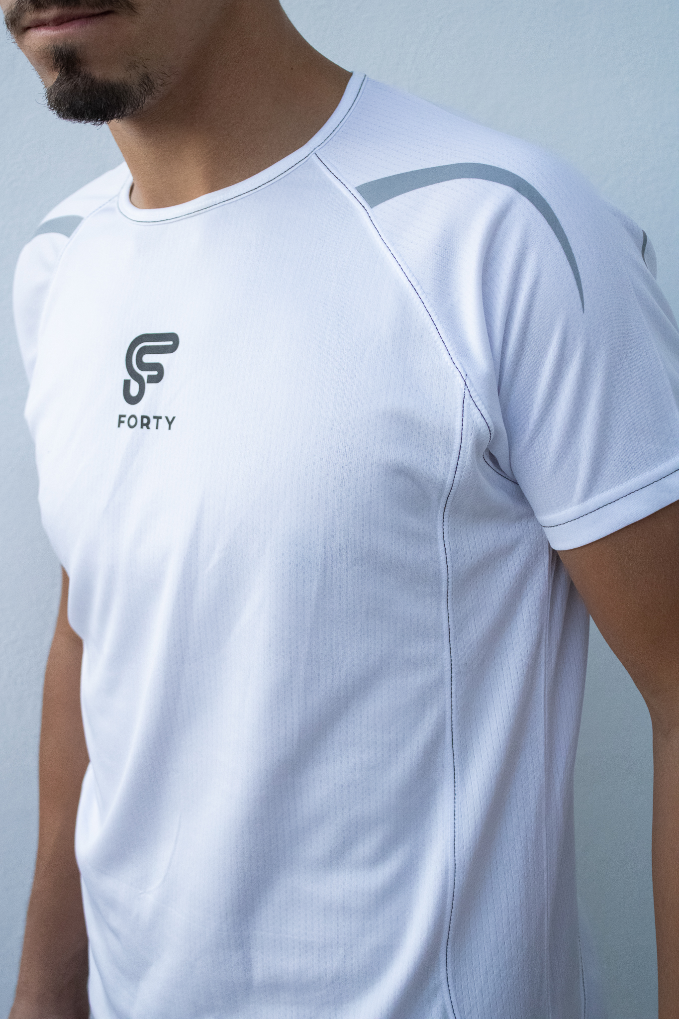 T-SHIRT DESPORTIVA