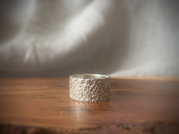 Thick Textured Silver Band - Size M