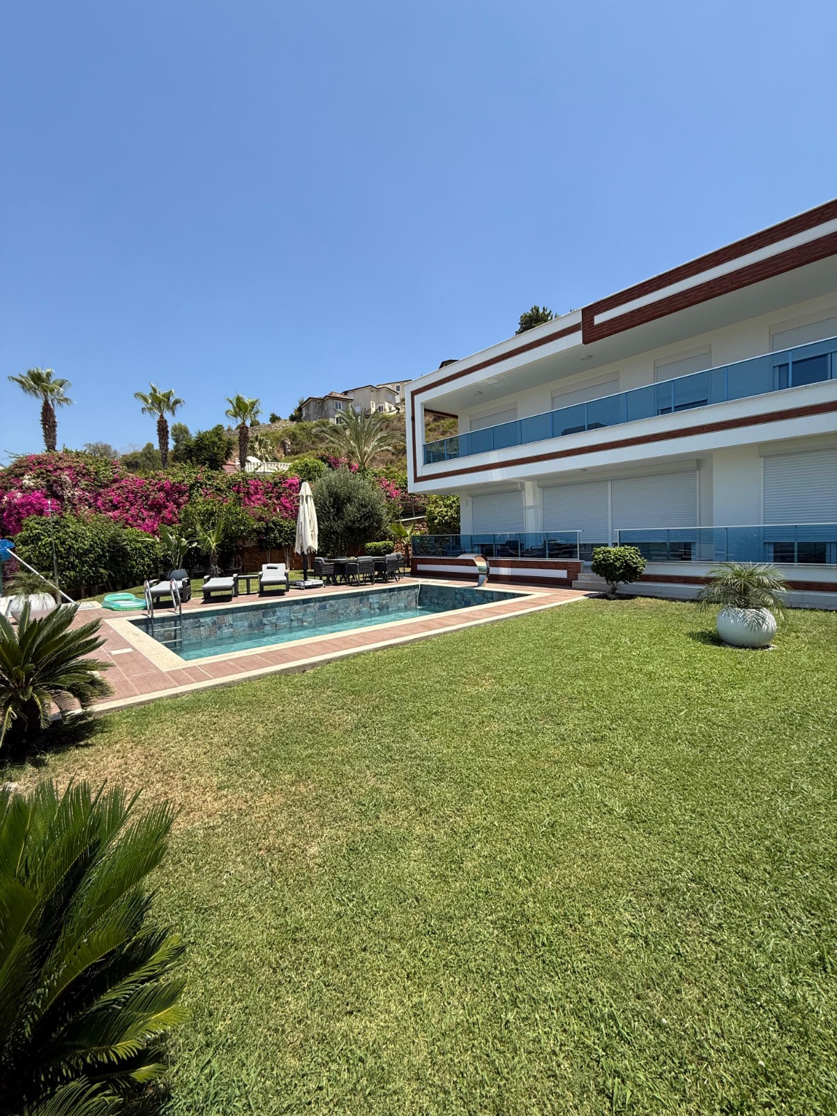 KARGICAK 5+2  DENİZ MANZARALI VİLLA