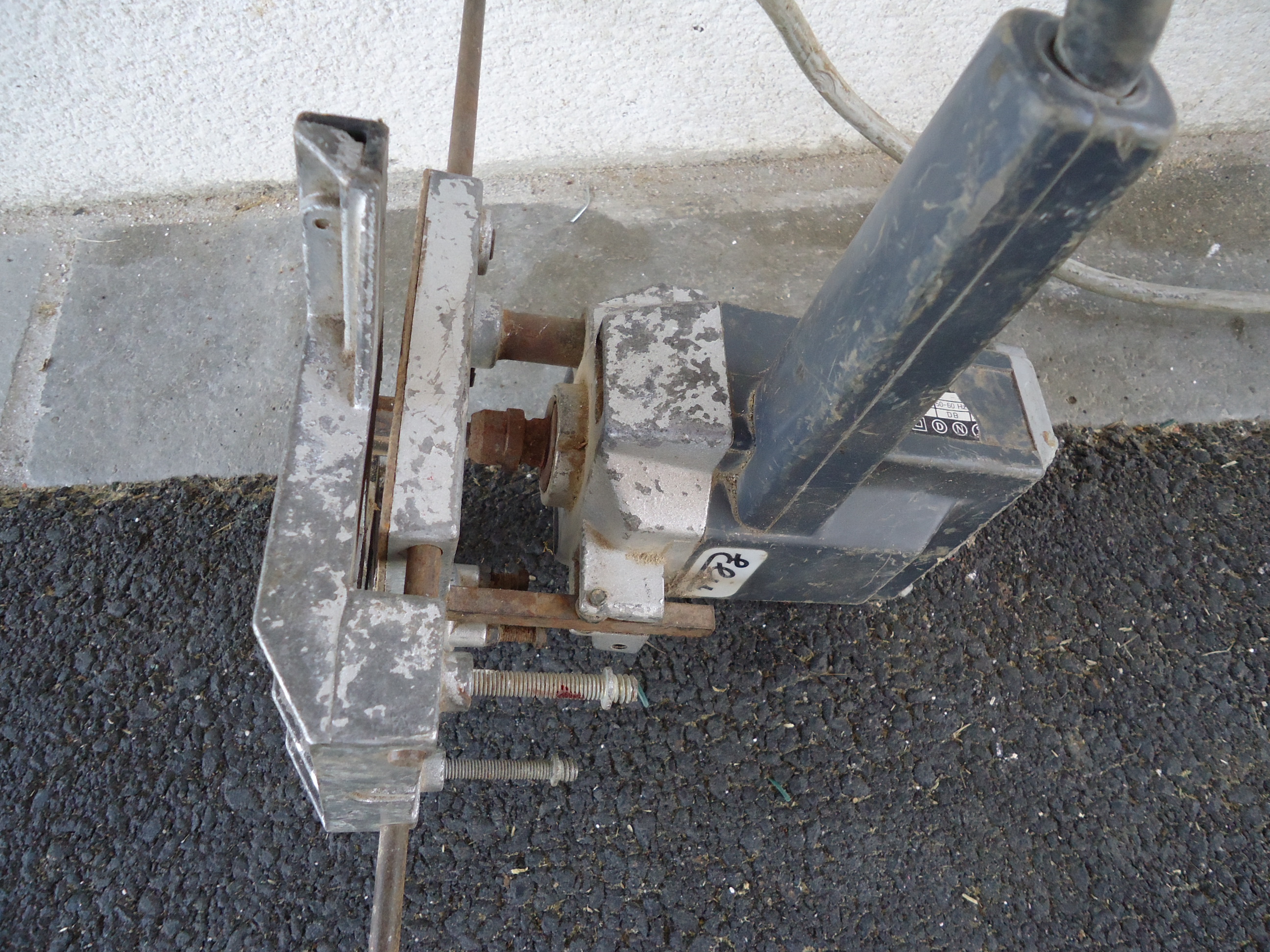 Défonceuse électrique