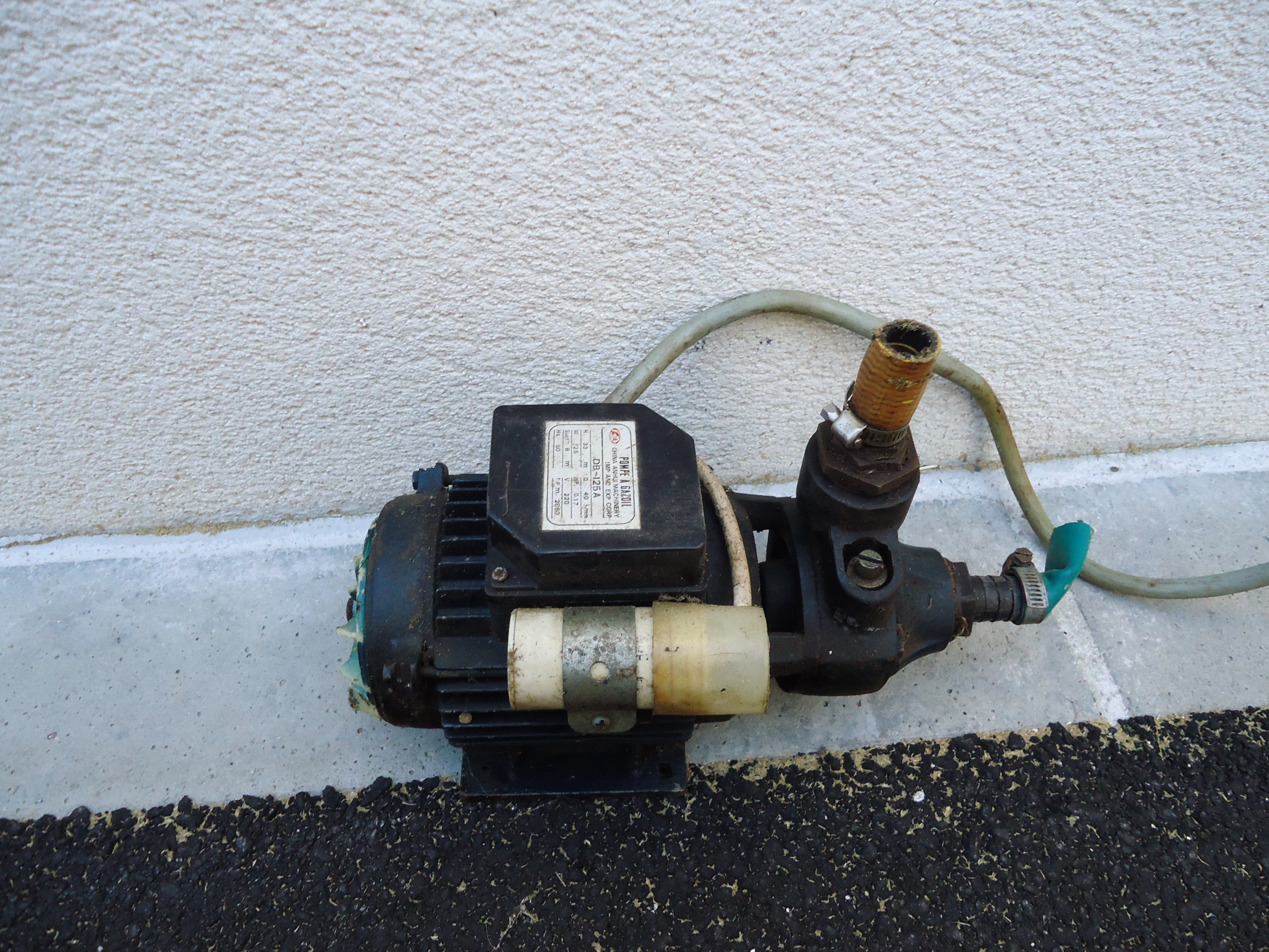 Pompe à eau fuel électrique