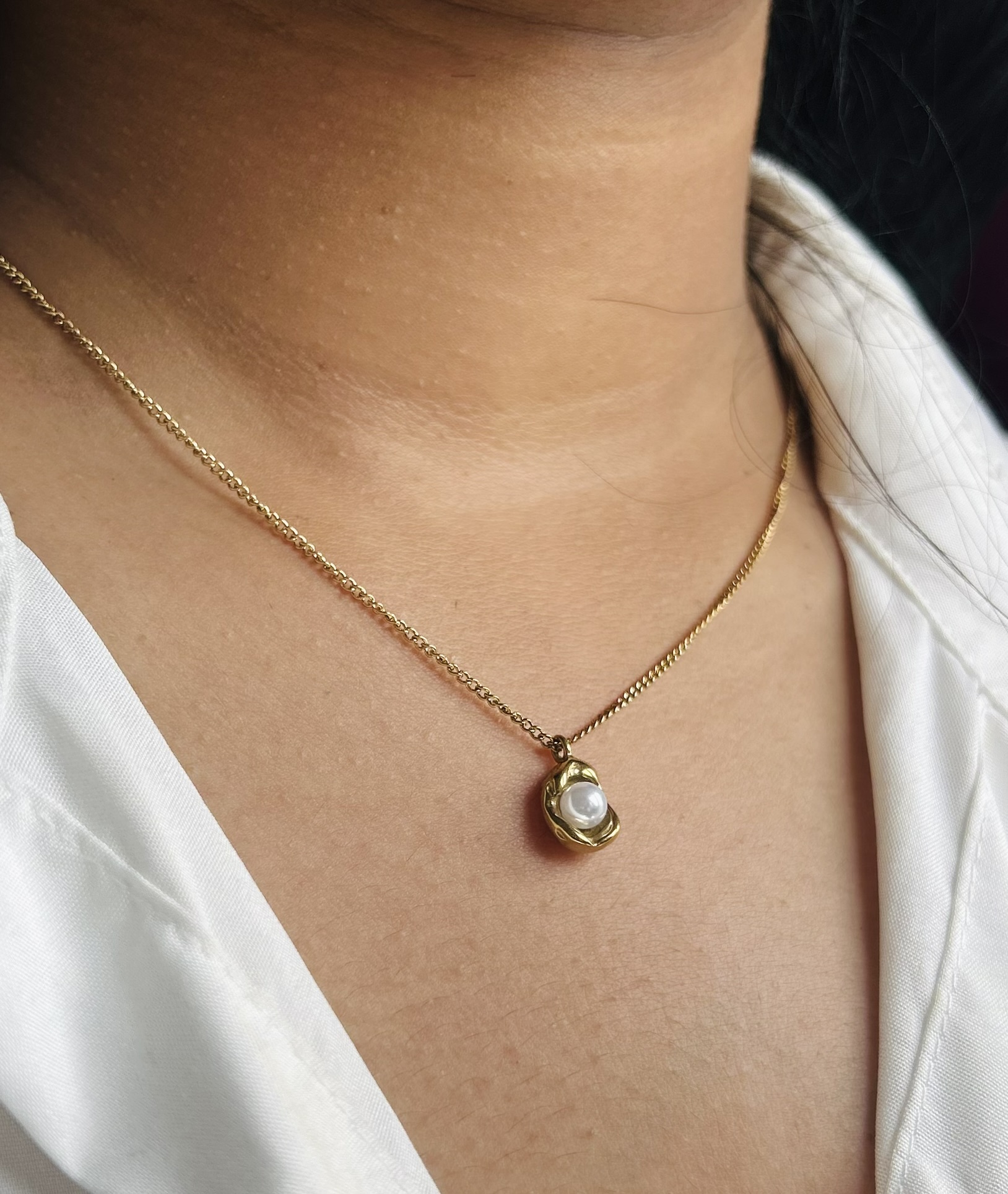 Gold Plated Pearl Pendant Necklace