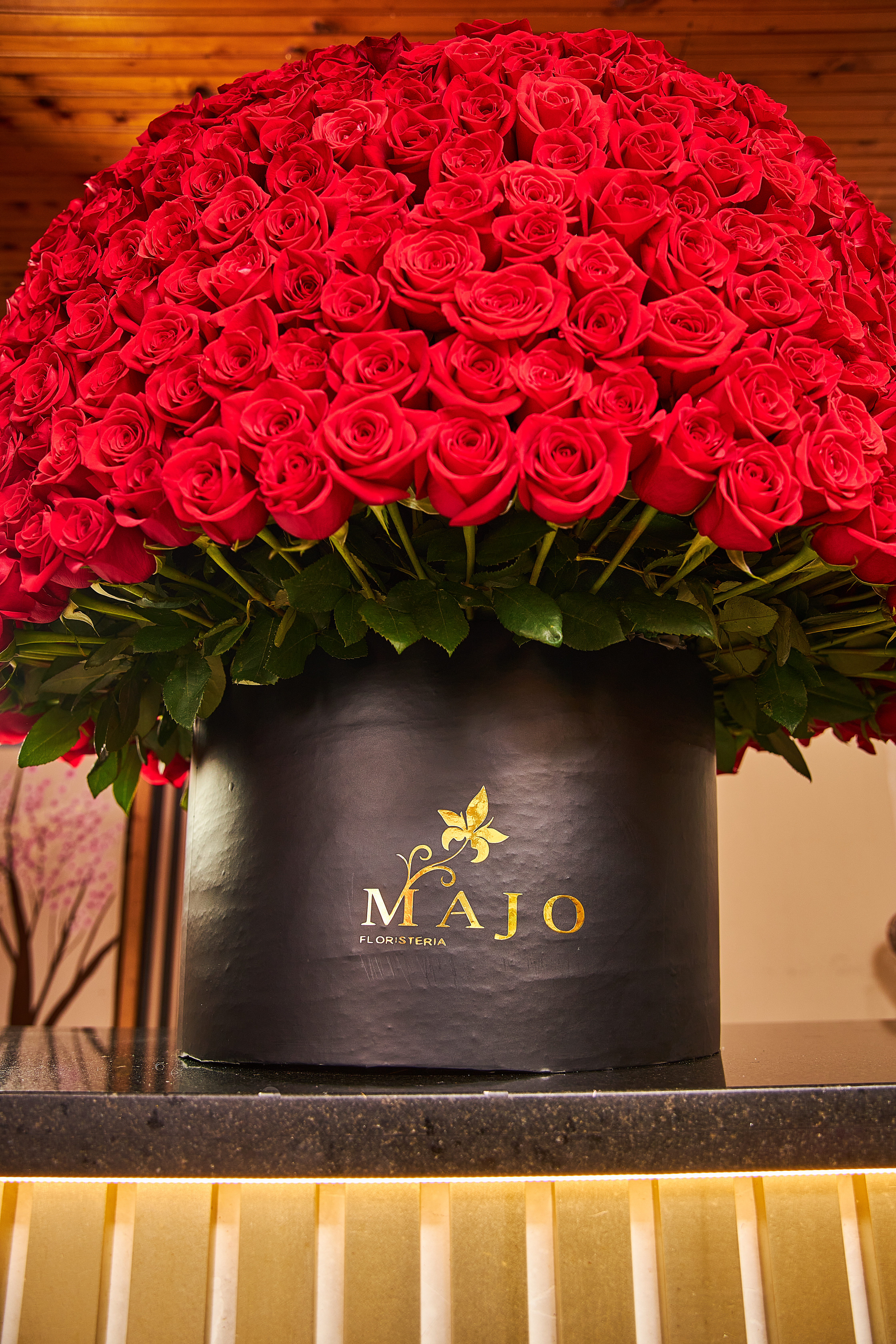 Buchon 500 rosas 🌹 - Floristería Majo Pereira