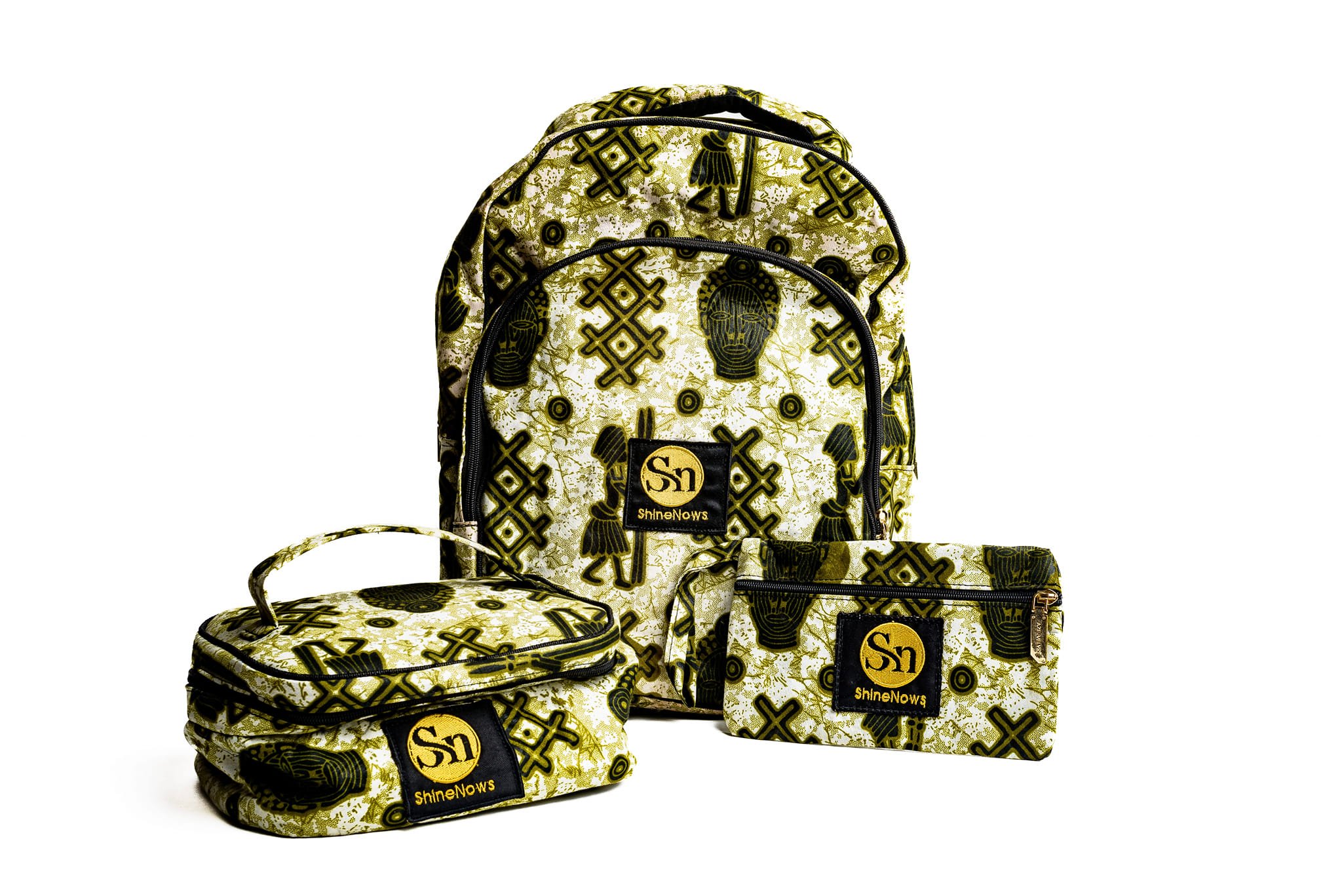 Set von Taschen mit afrikanischem Muster