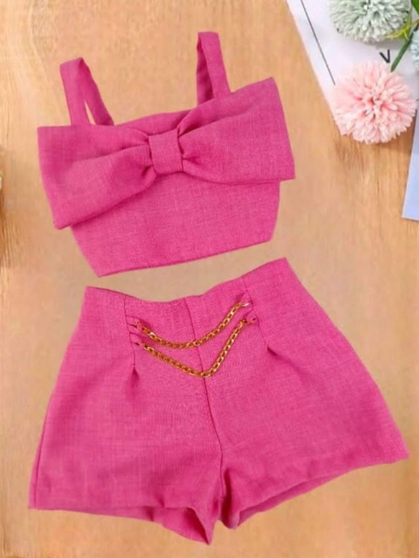 Conjunto feminino rosa com laço