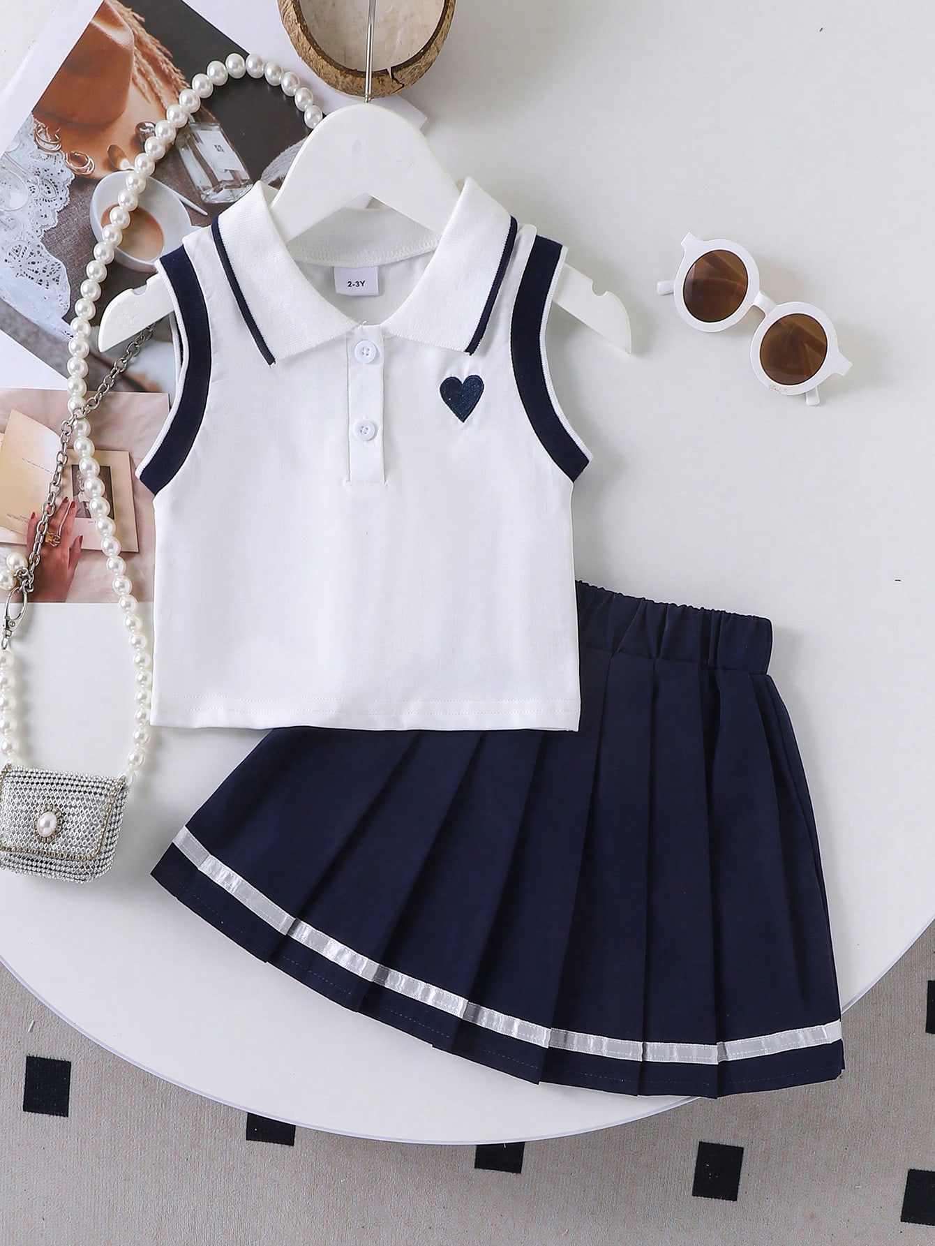 Conjunto infantil de saia e blusa