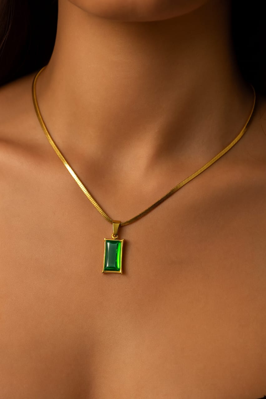Emerald Green Pendant Necklace
