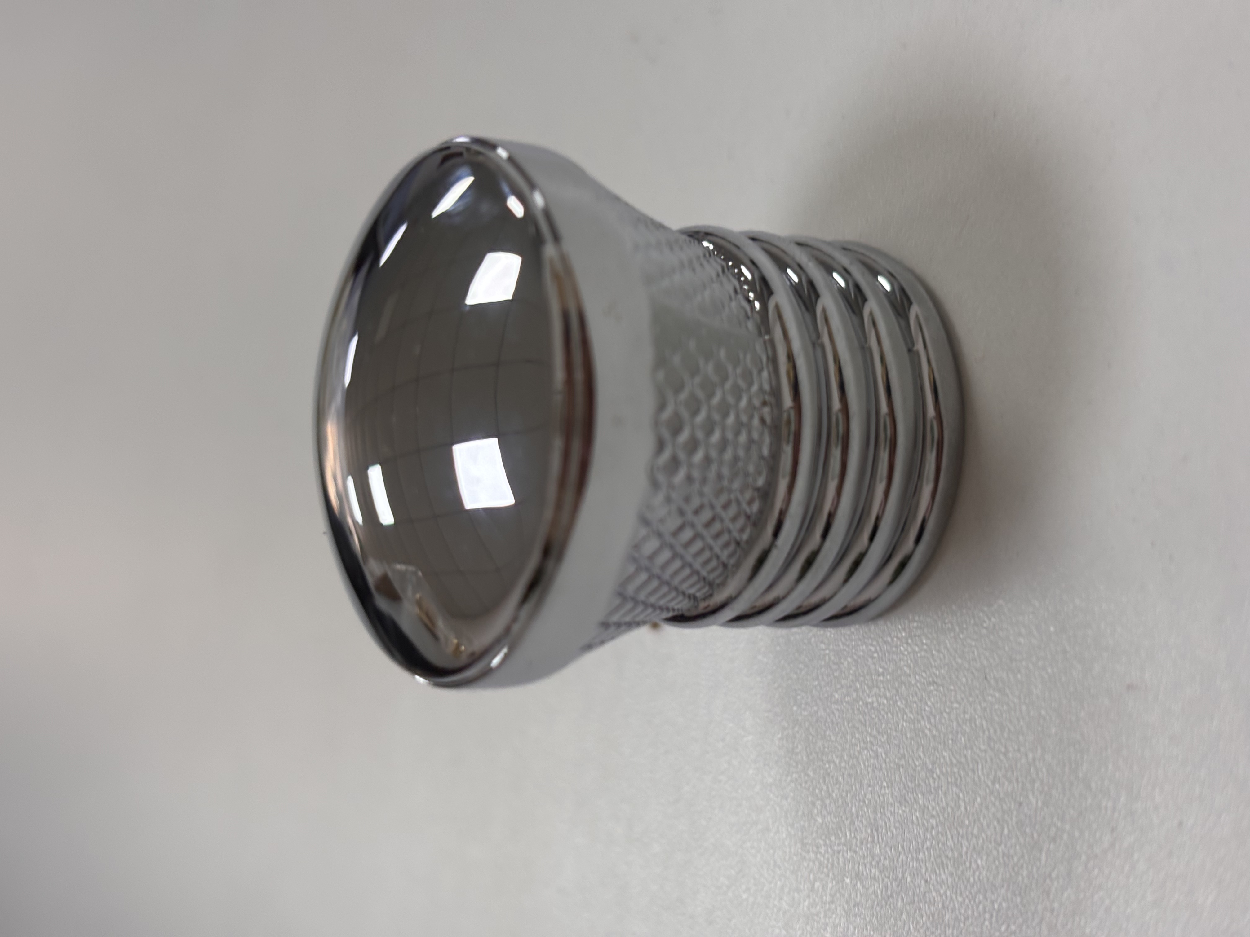 Zinc alloy perfume cap