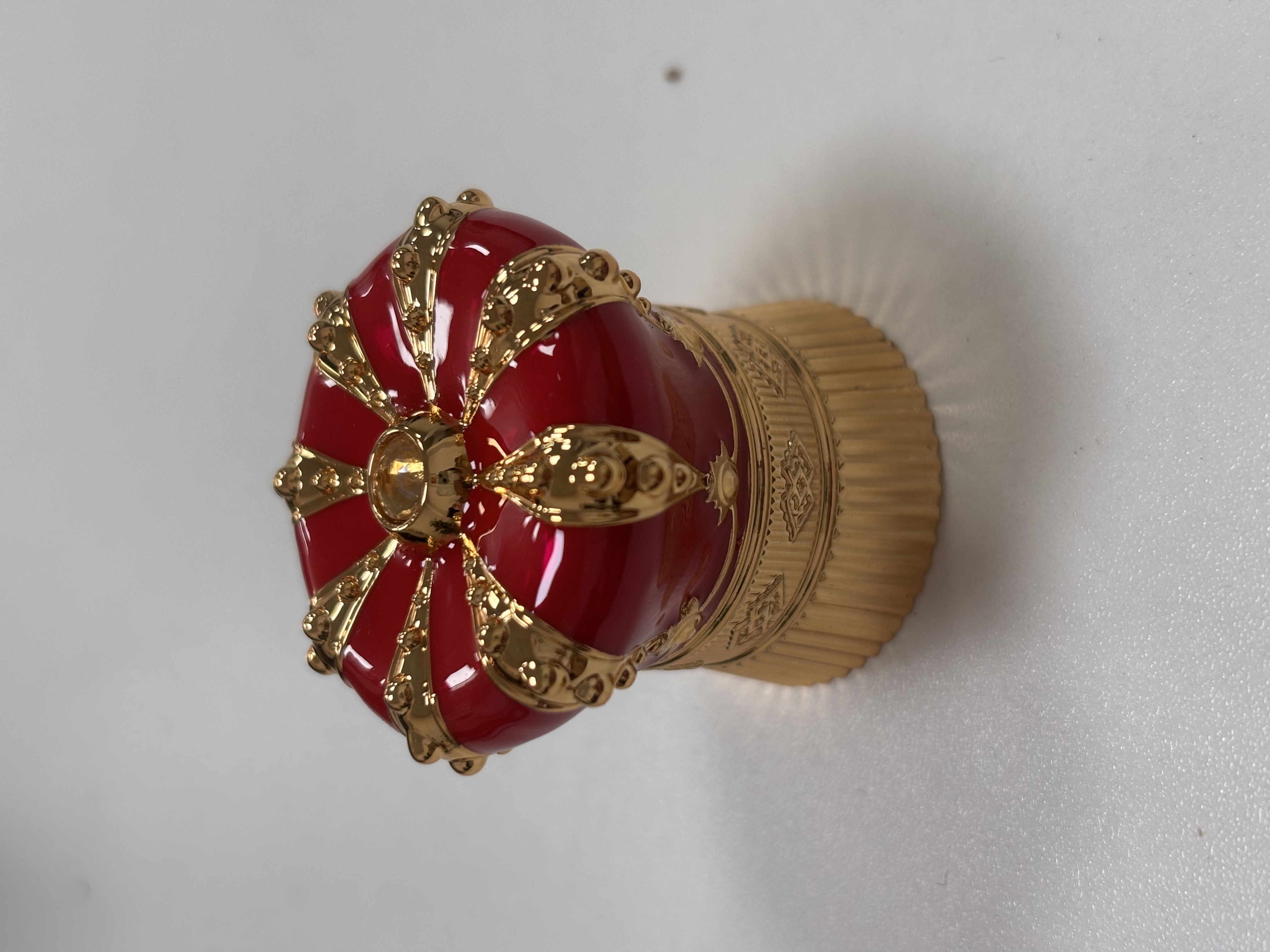 Zinc alloy perfume cap
