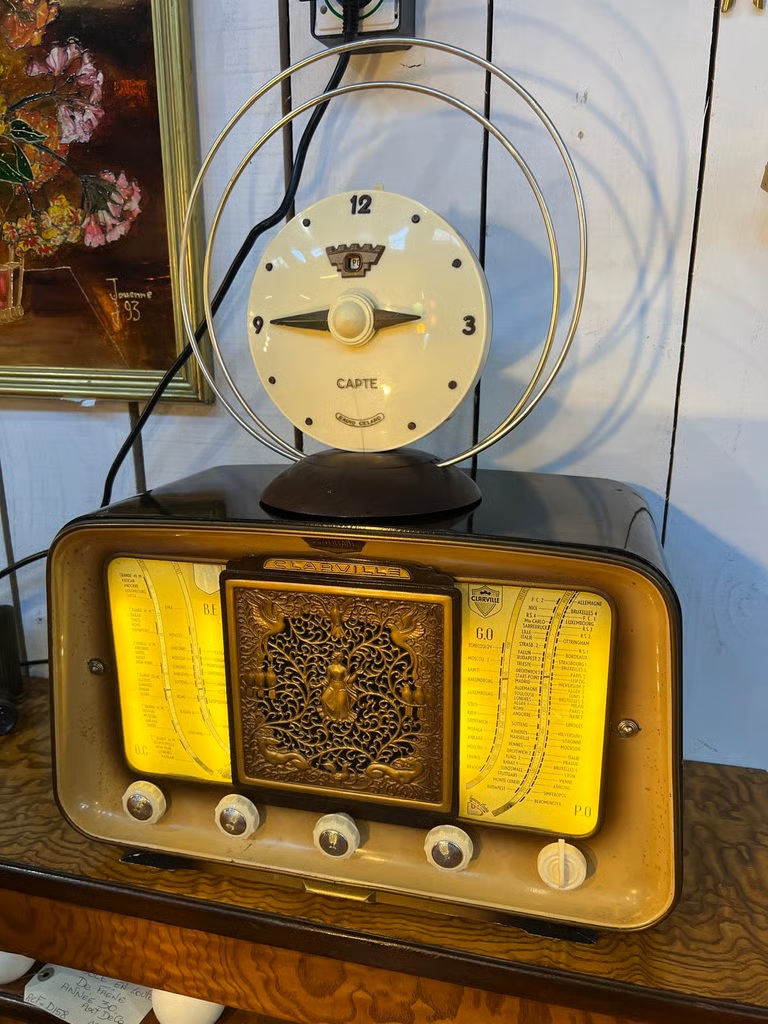 Radio TSF Clarville années 50 – Rétro avec Bluetooth et antenne horloge CAPTE