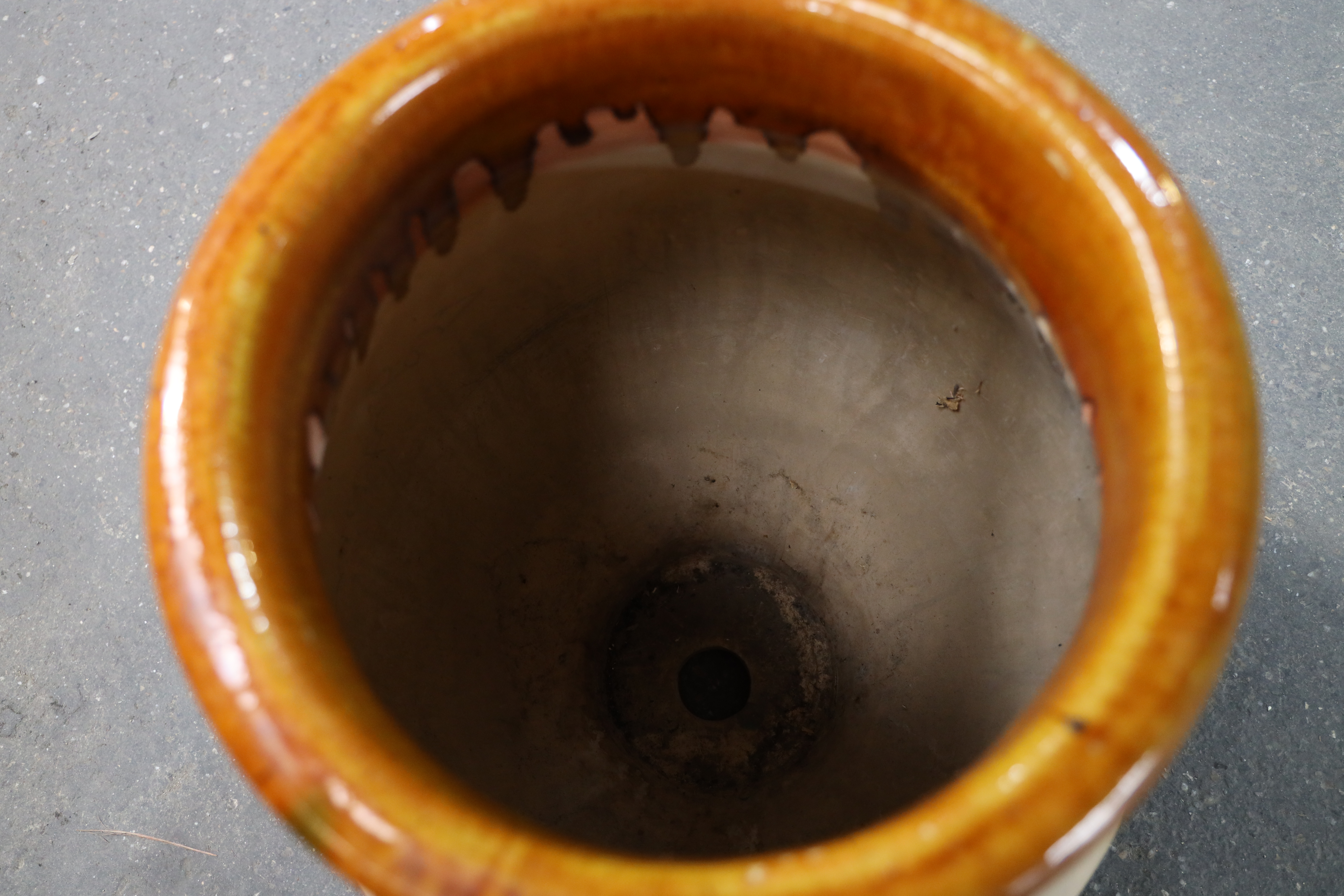 Grande jarre ancienne en terre cuite