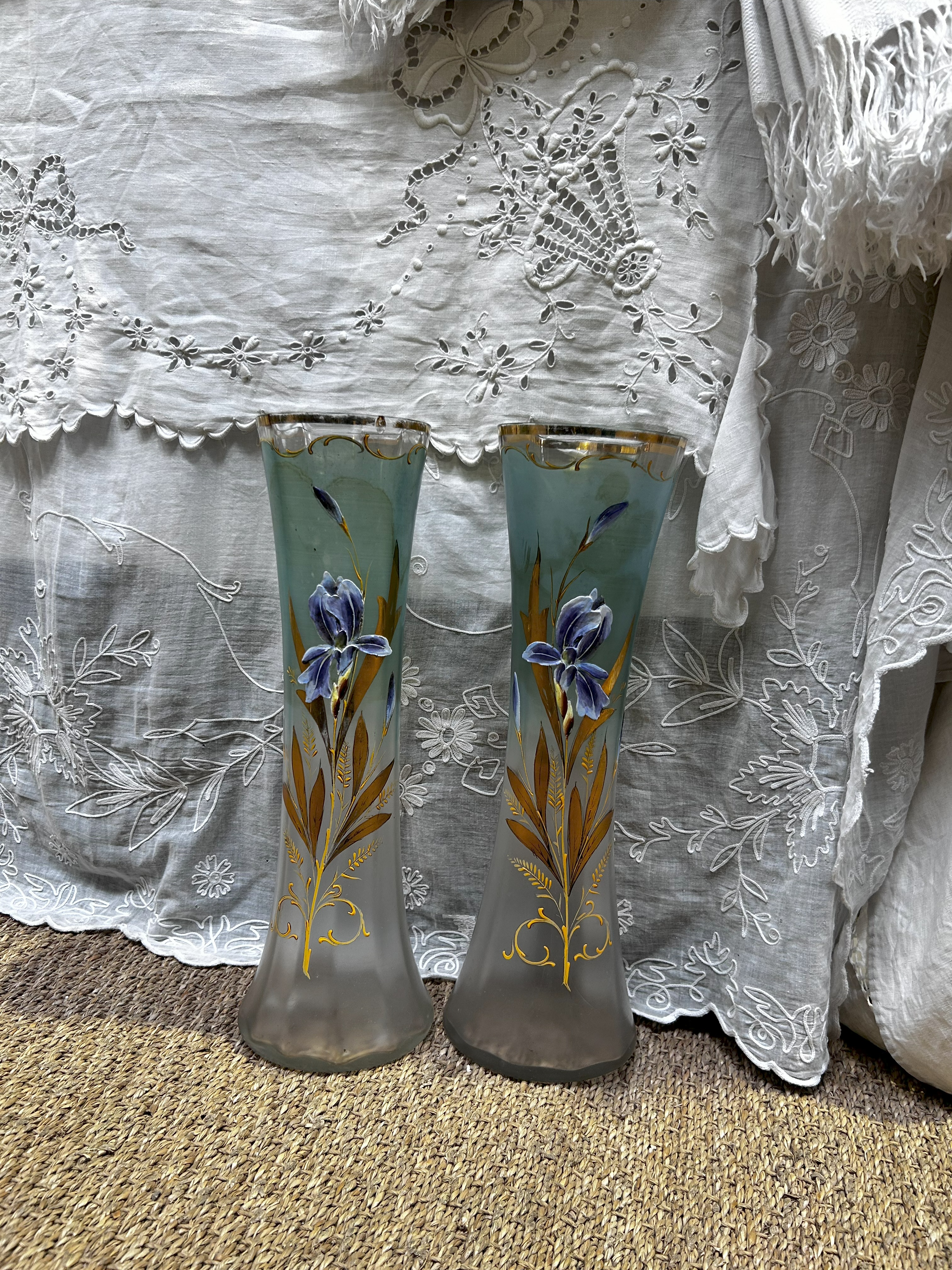 Paire de vases émaillés production LEGRAS