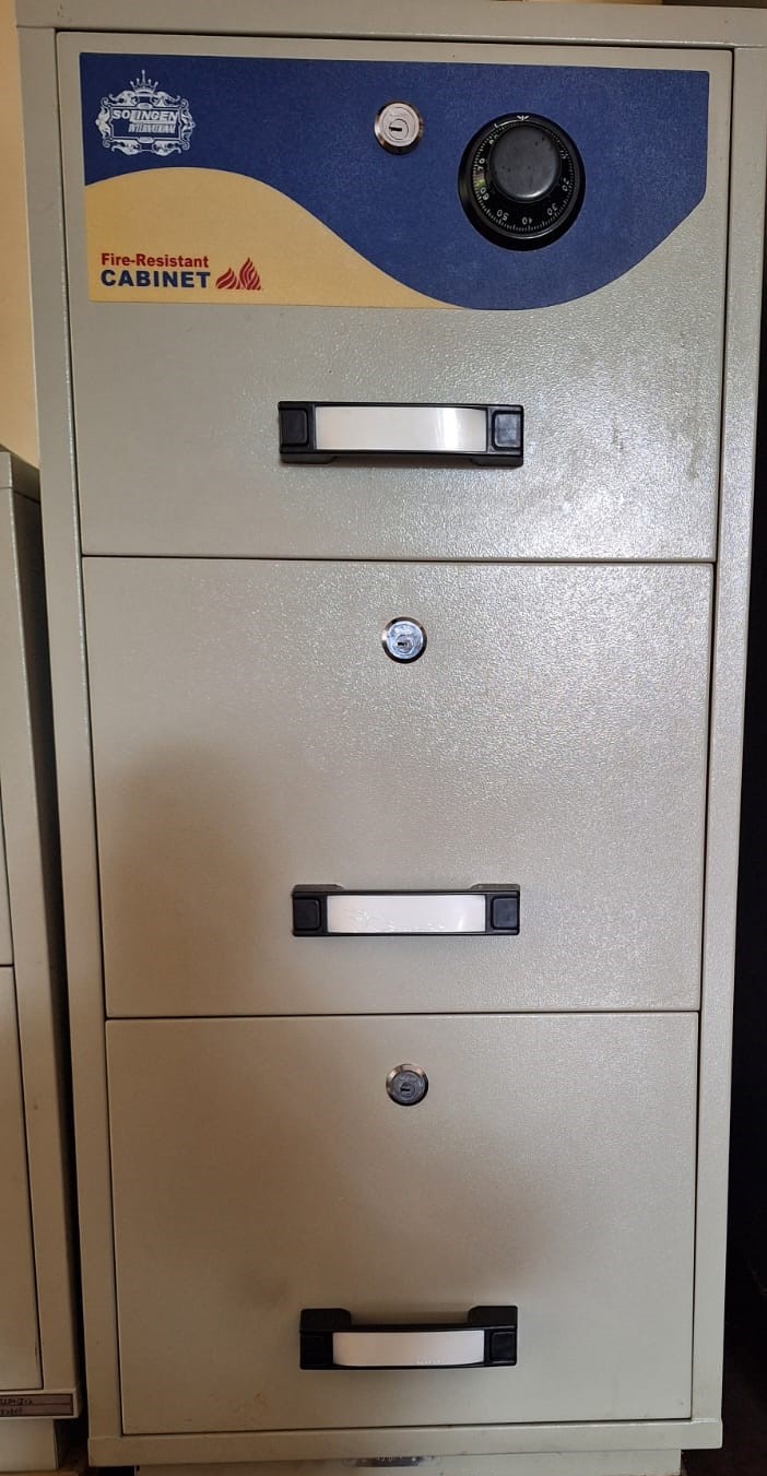 TIPE FIRE RESISTANT CABINET