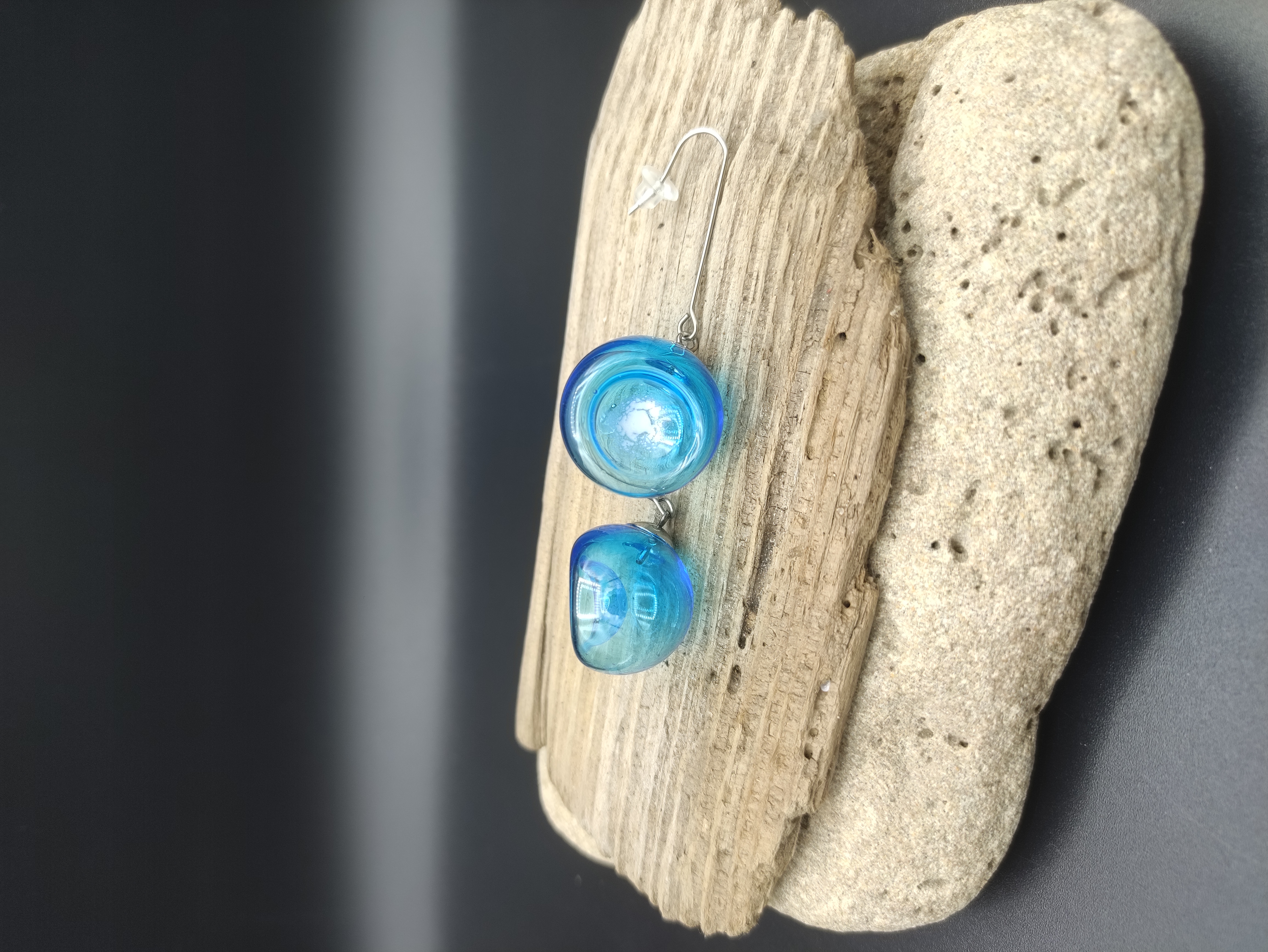 Boucle d'oreille verre soufflée