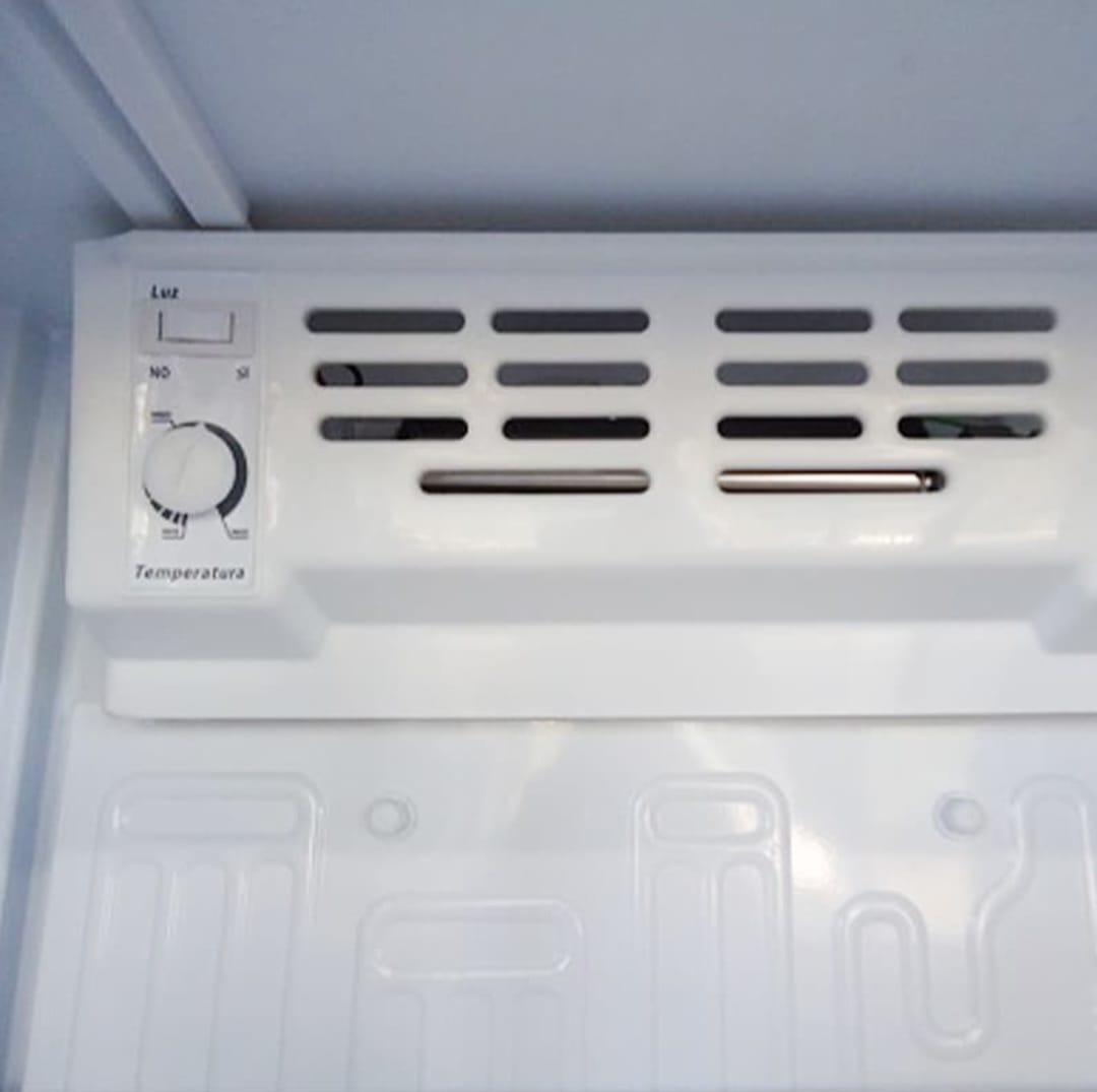 Exhibidora vertical MT 120 Inelro