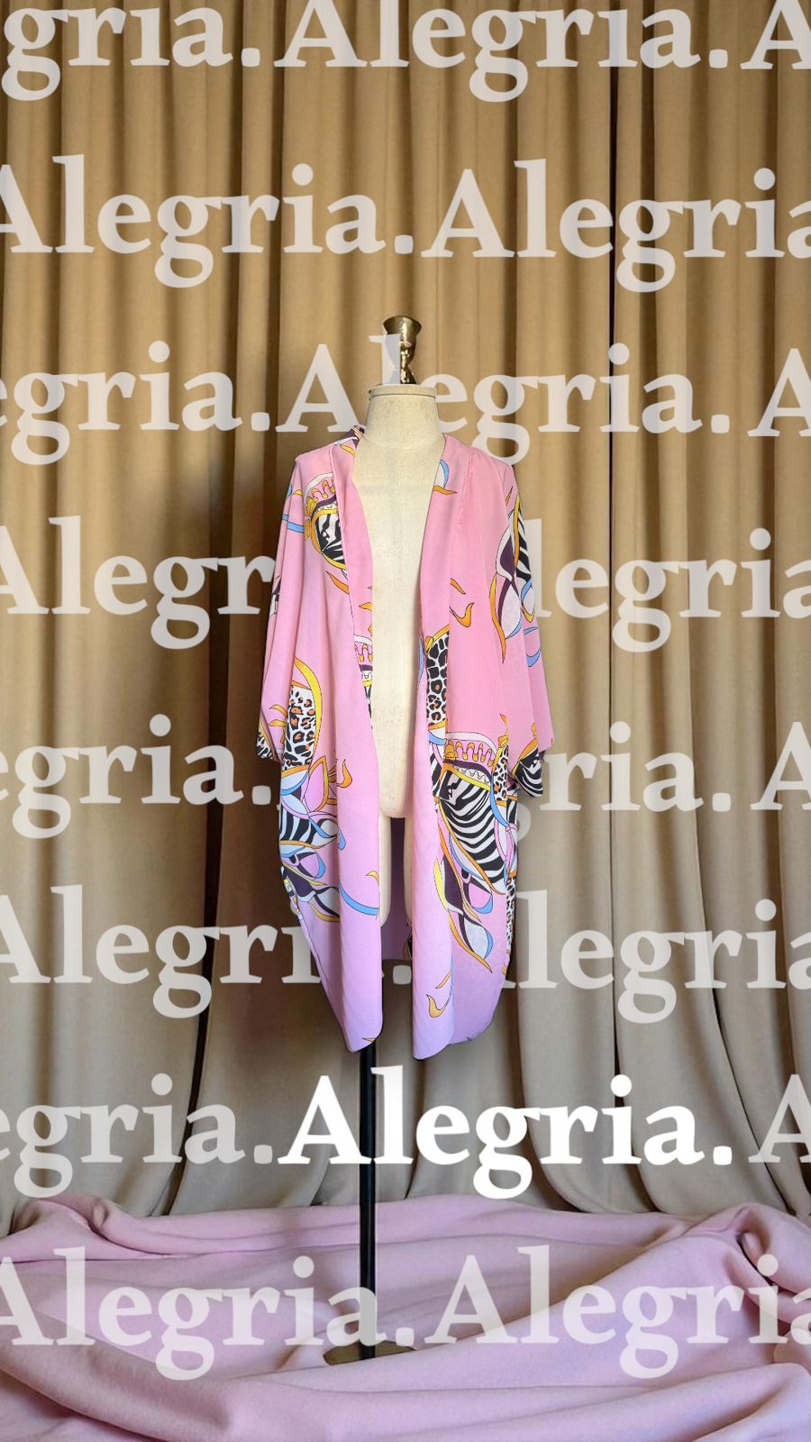 Kimono rosa estampado