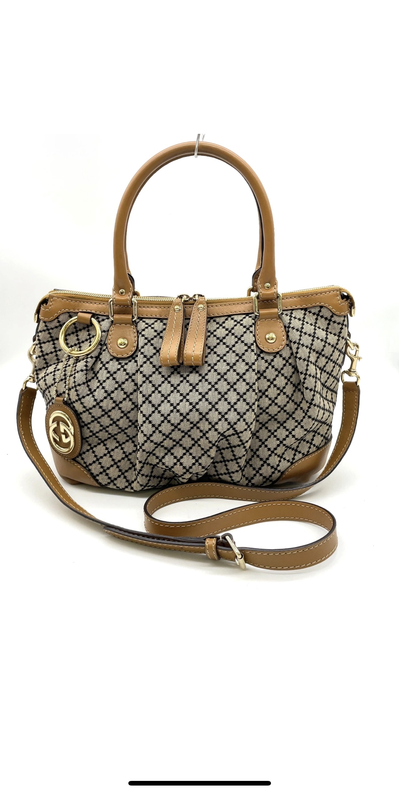 Gucci Sukey Shoulder Bag