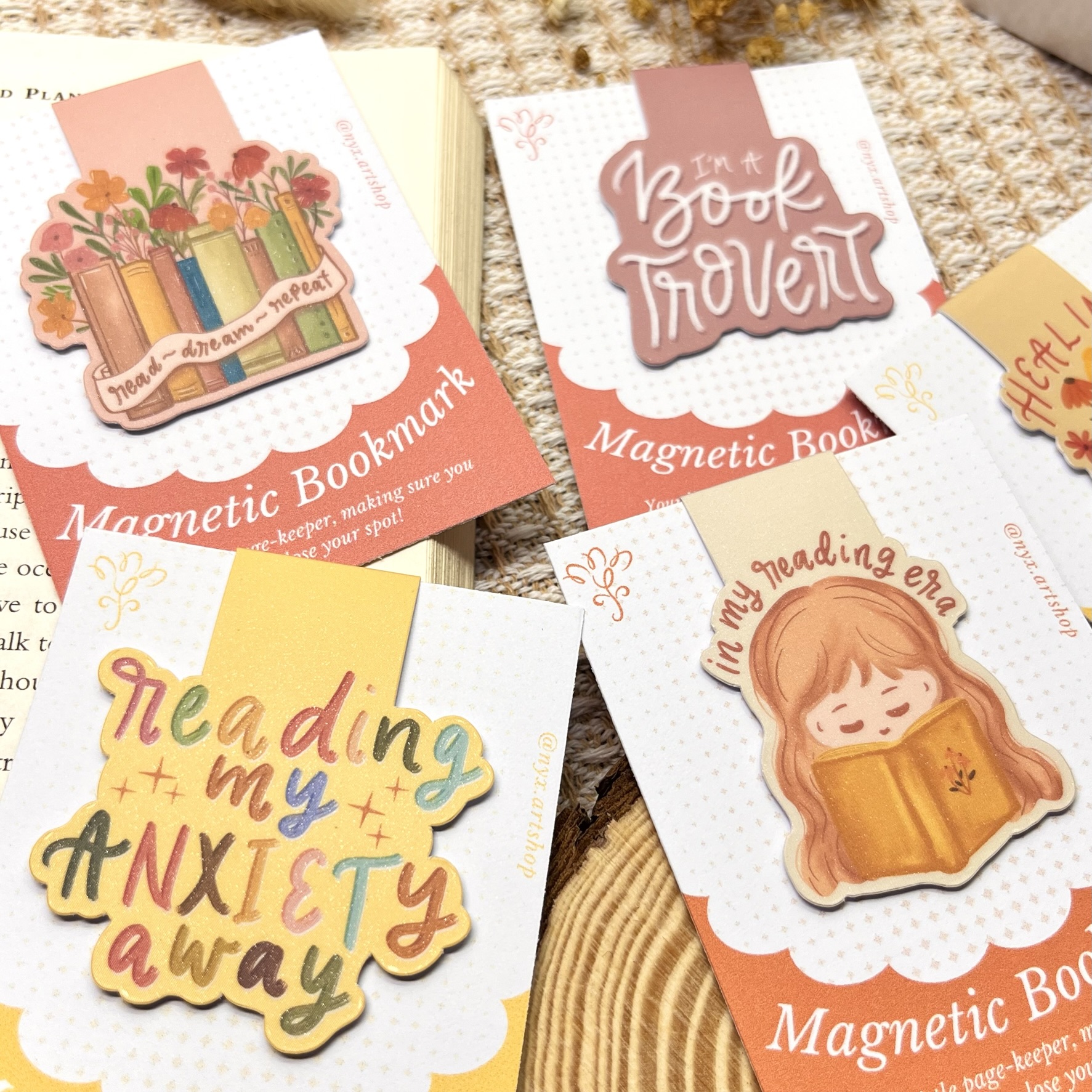 Booktrovert Collection | Solo Magnetic Bookmarks