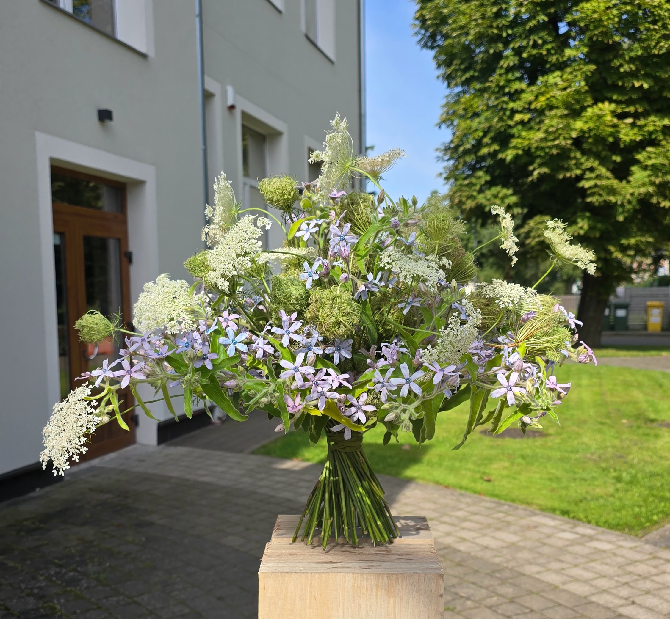 Floristikas kursi mēnesim