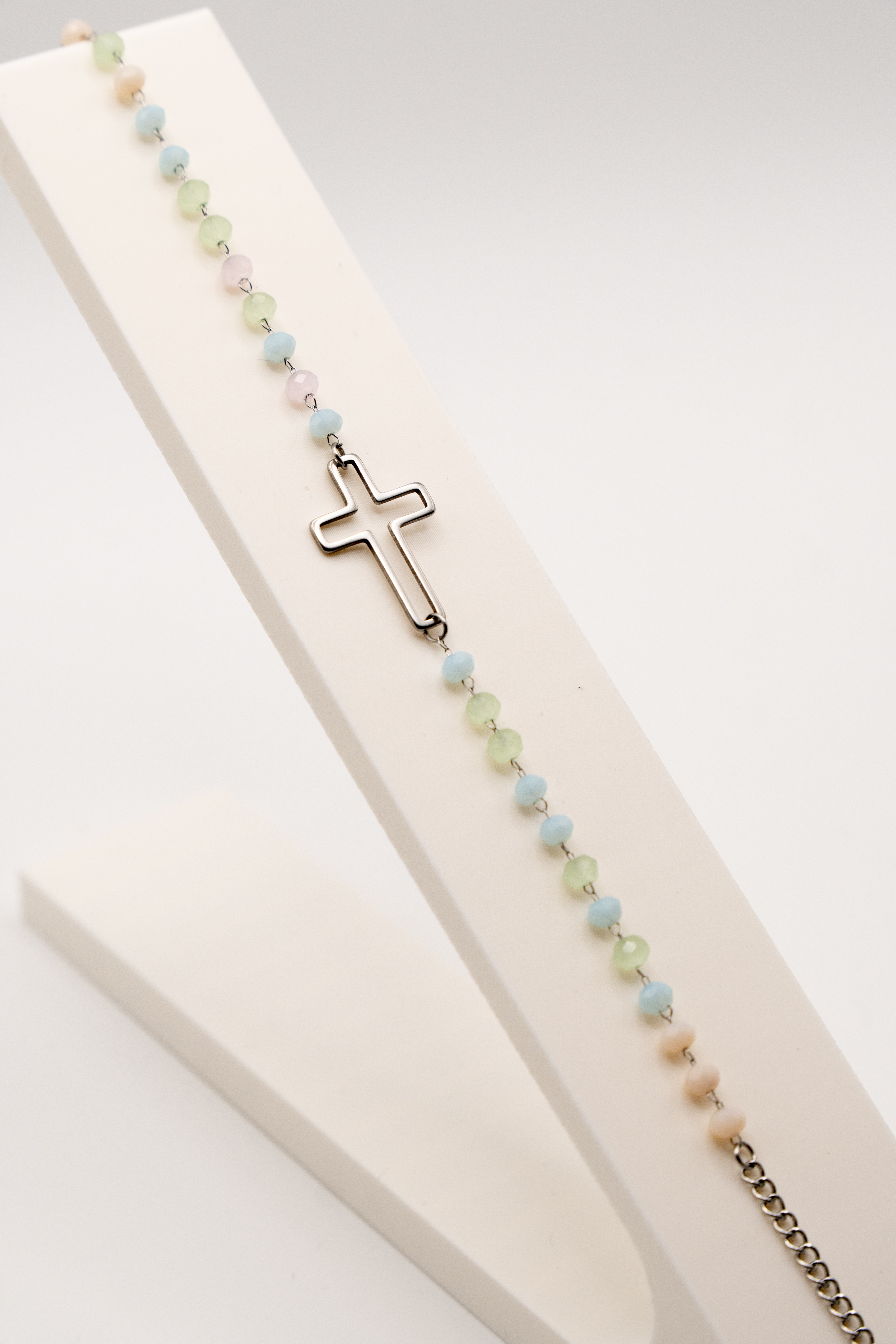 Narukvica - šarene perlice 