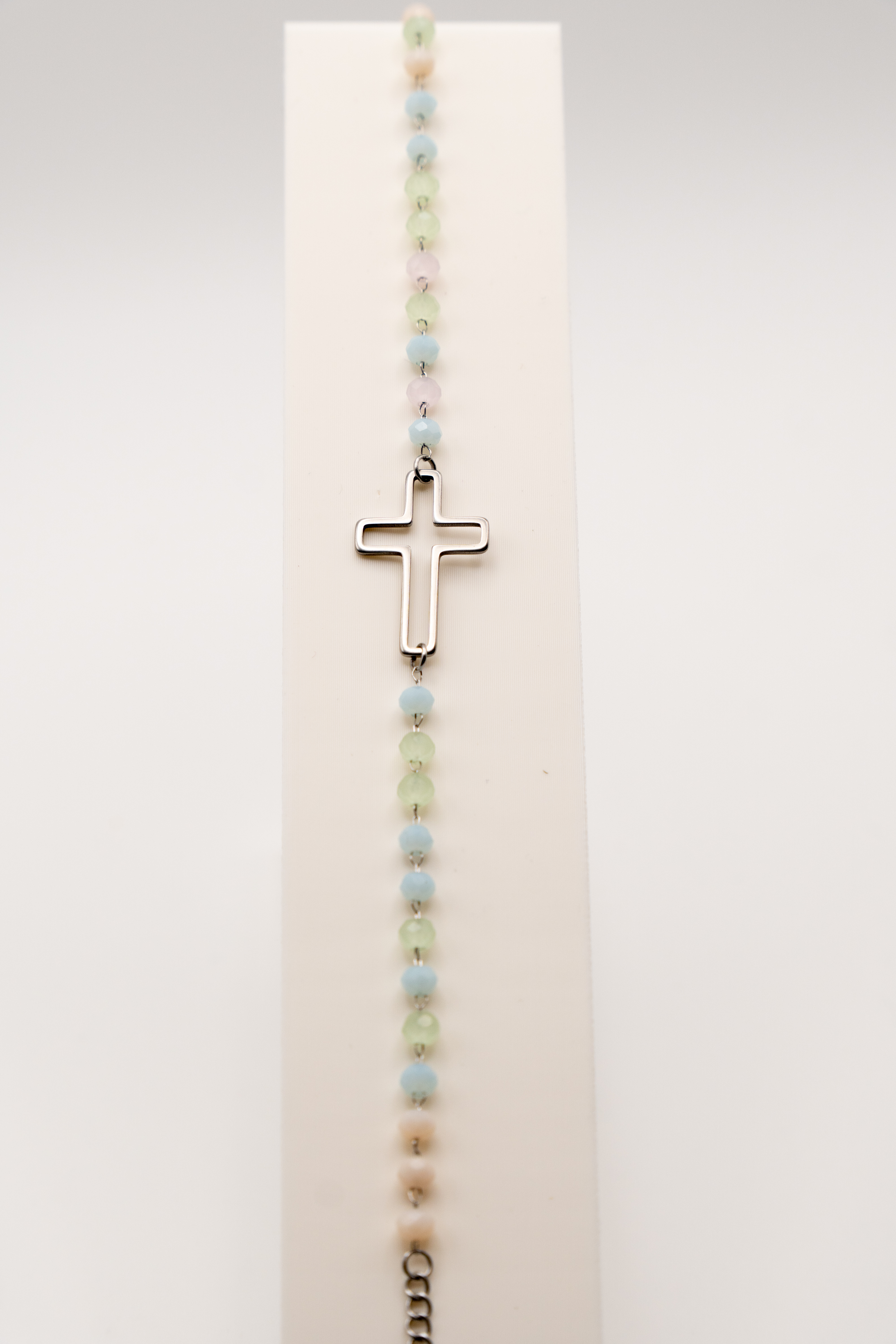 Narukvica - šarene perlice 