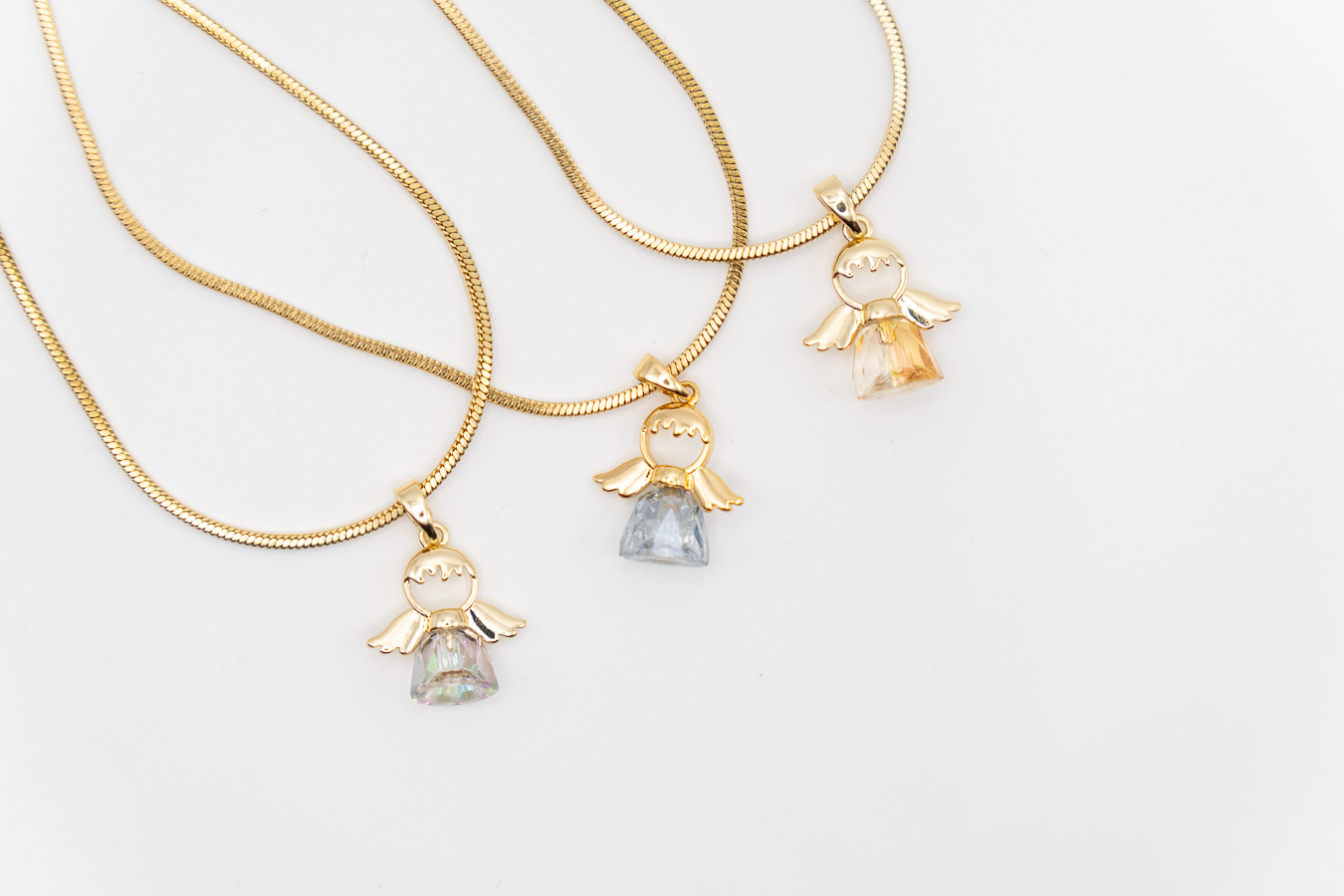 Ogrlica s privjeskom anđela