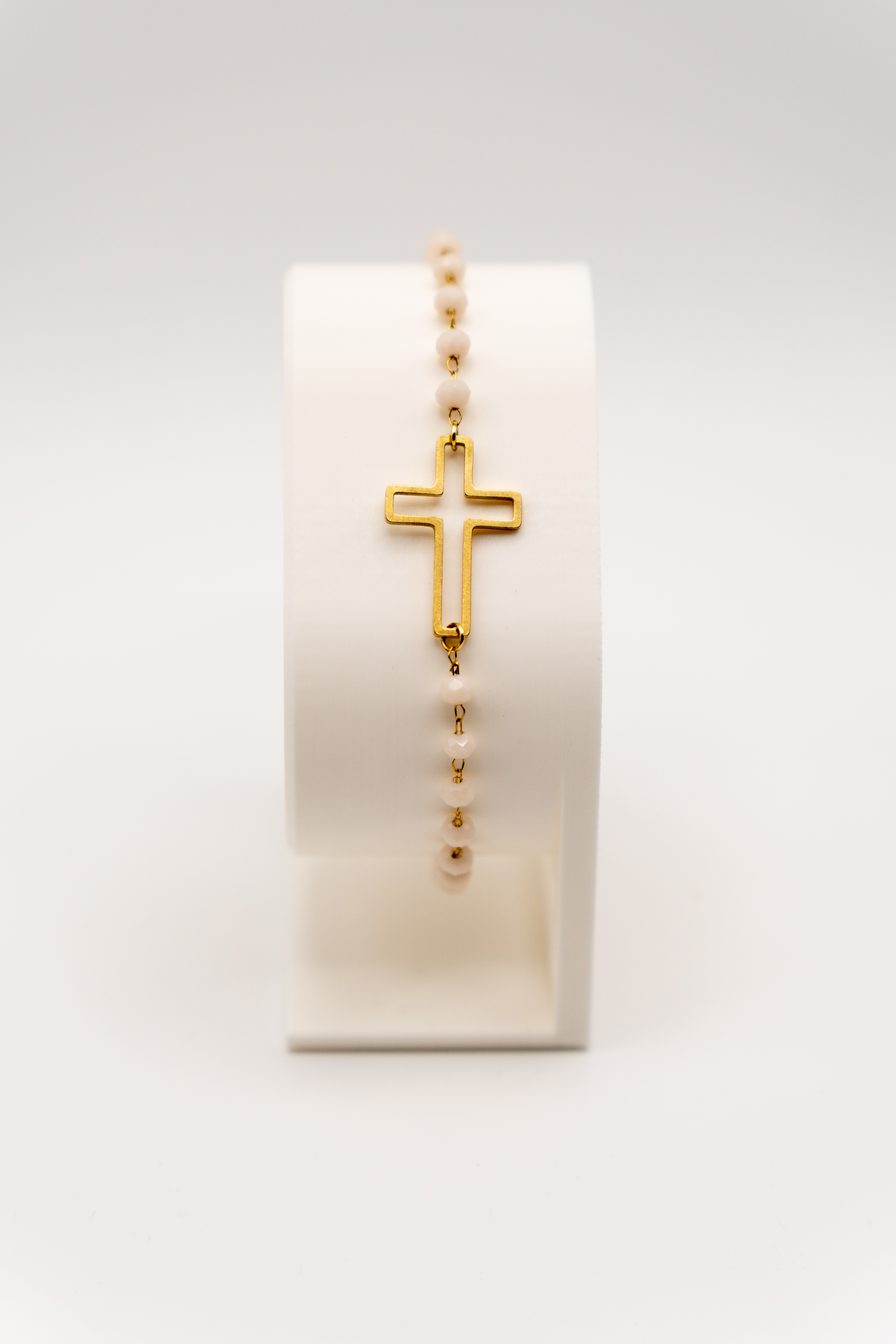 Narukvica - krem perlice - zlatna