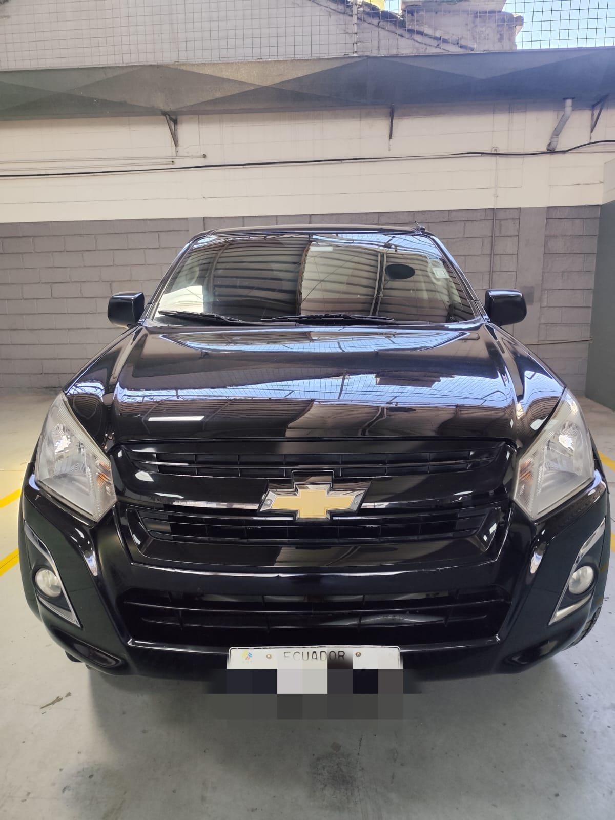 Chevrolet D-Max – Negra