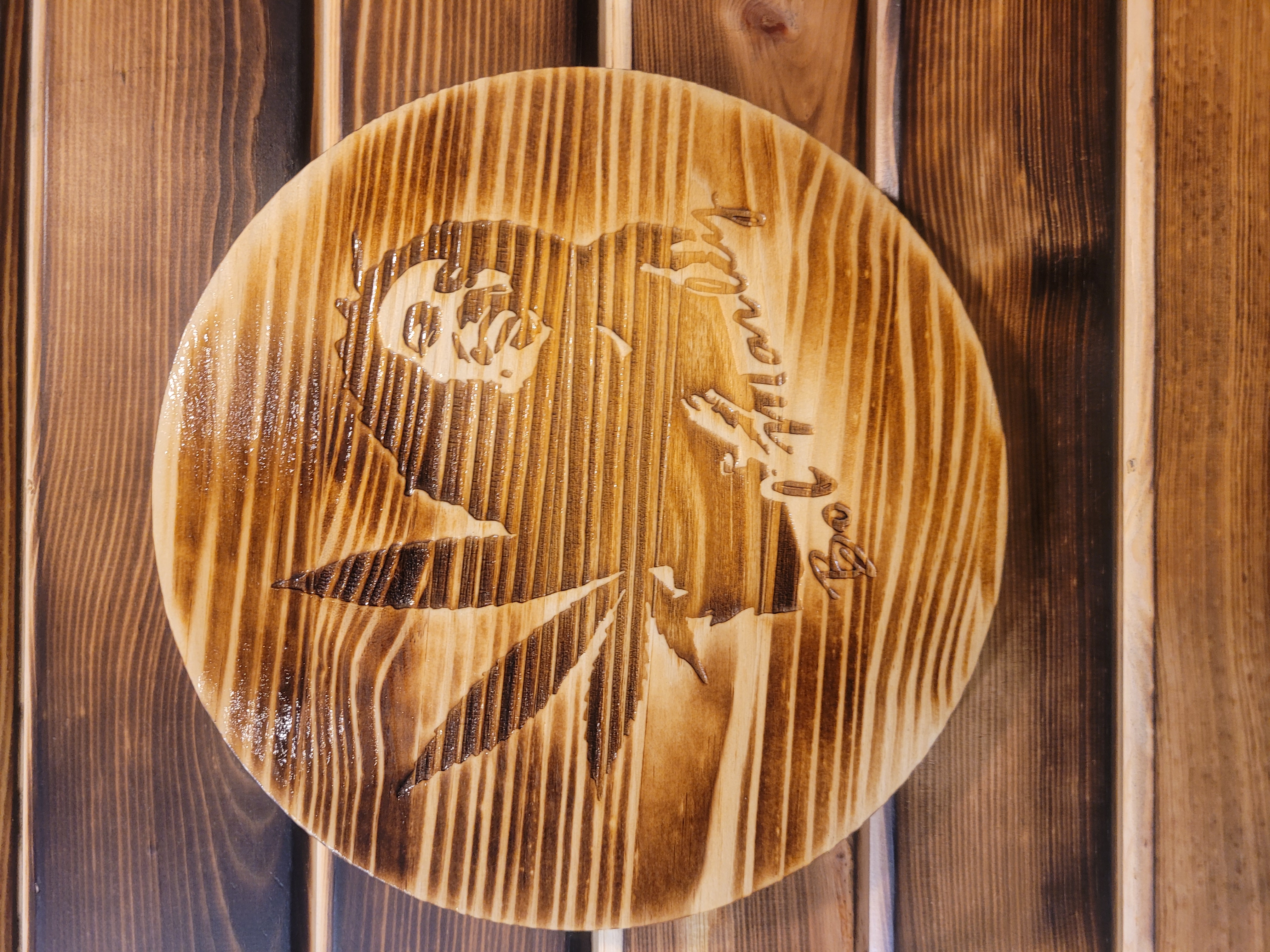 Wood Barrel Tops - Famous People, TV Shows, Movies & Music Artists