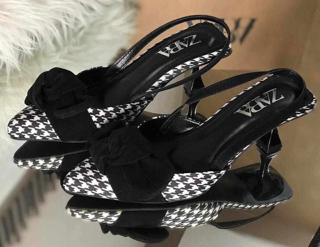 ZARA Houndstooth Slingback Heels