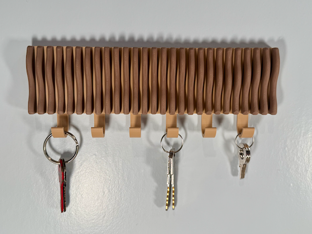 Wavy Wall-Mounted Key Holder