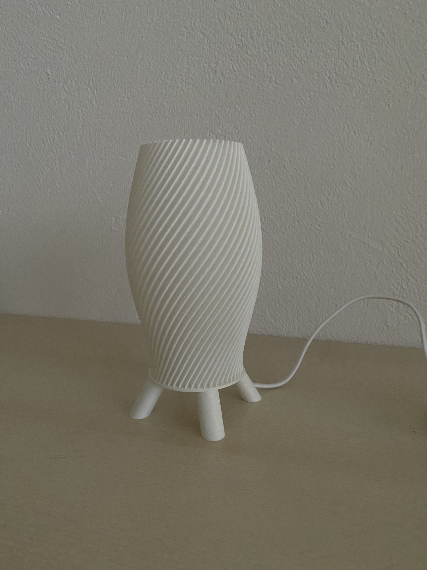 Modern Swirl Table Lamp