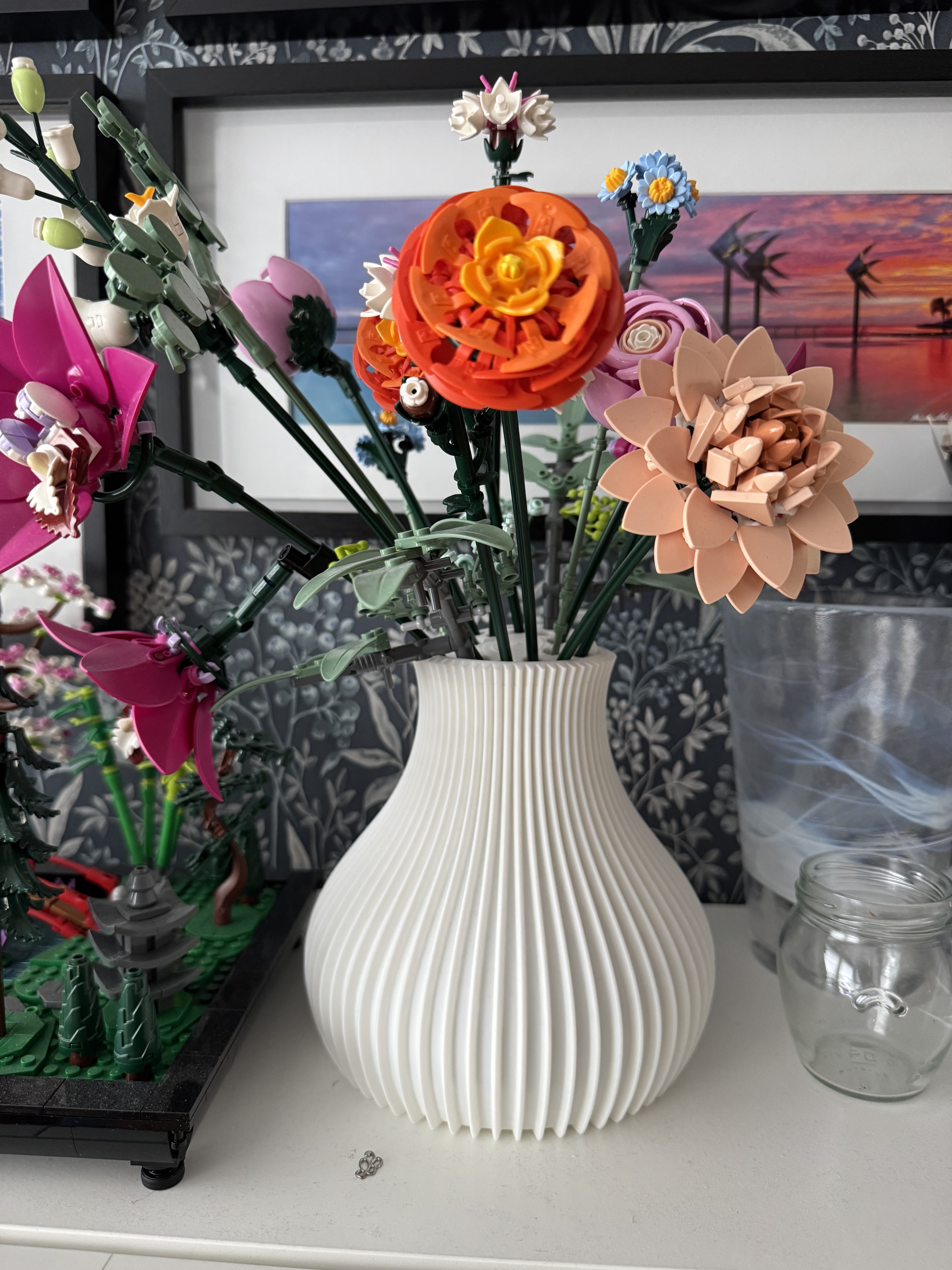 Modern Ribbed Vase 🏺✨