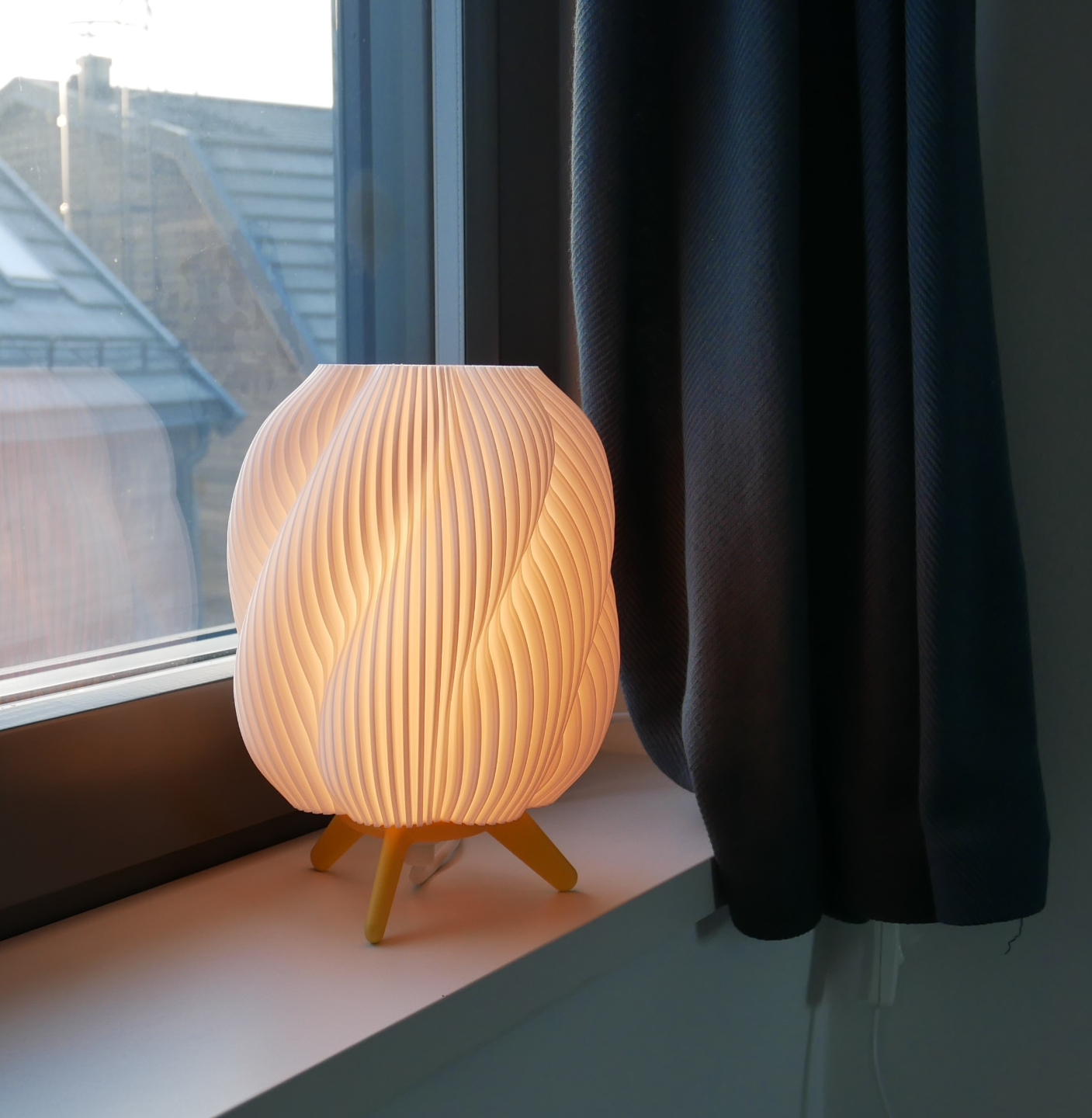 Modern Sculpted Table Lamps
