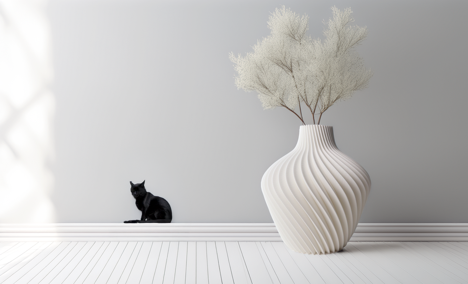 Ivory Swirl Vase ✨