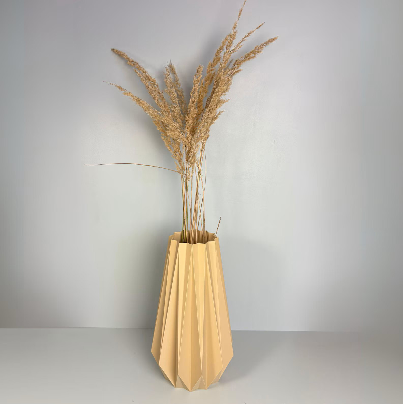 RidgeForm Ribbed Vase