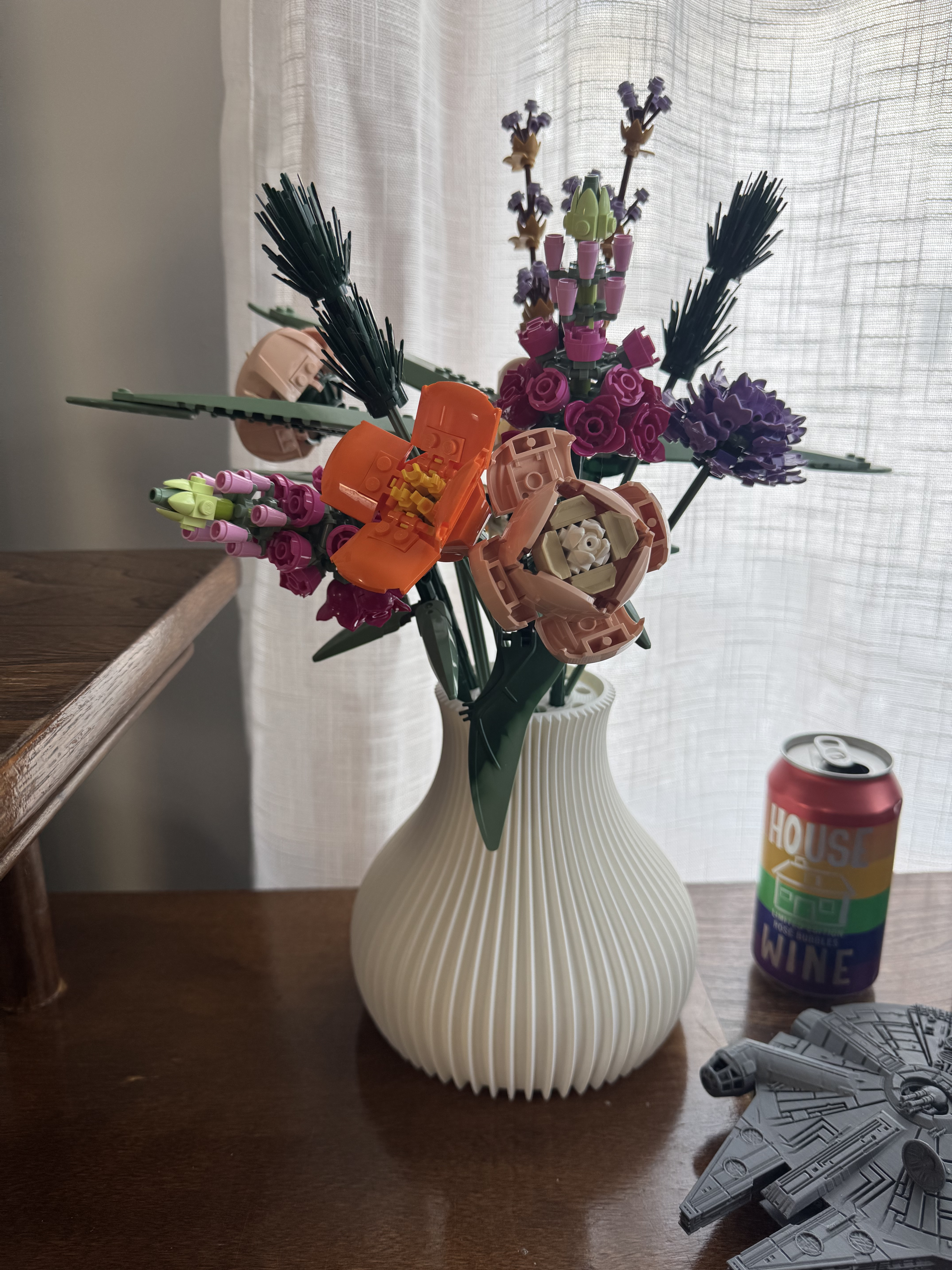 Modern Ribbed Vase 🏺✨
