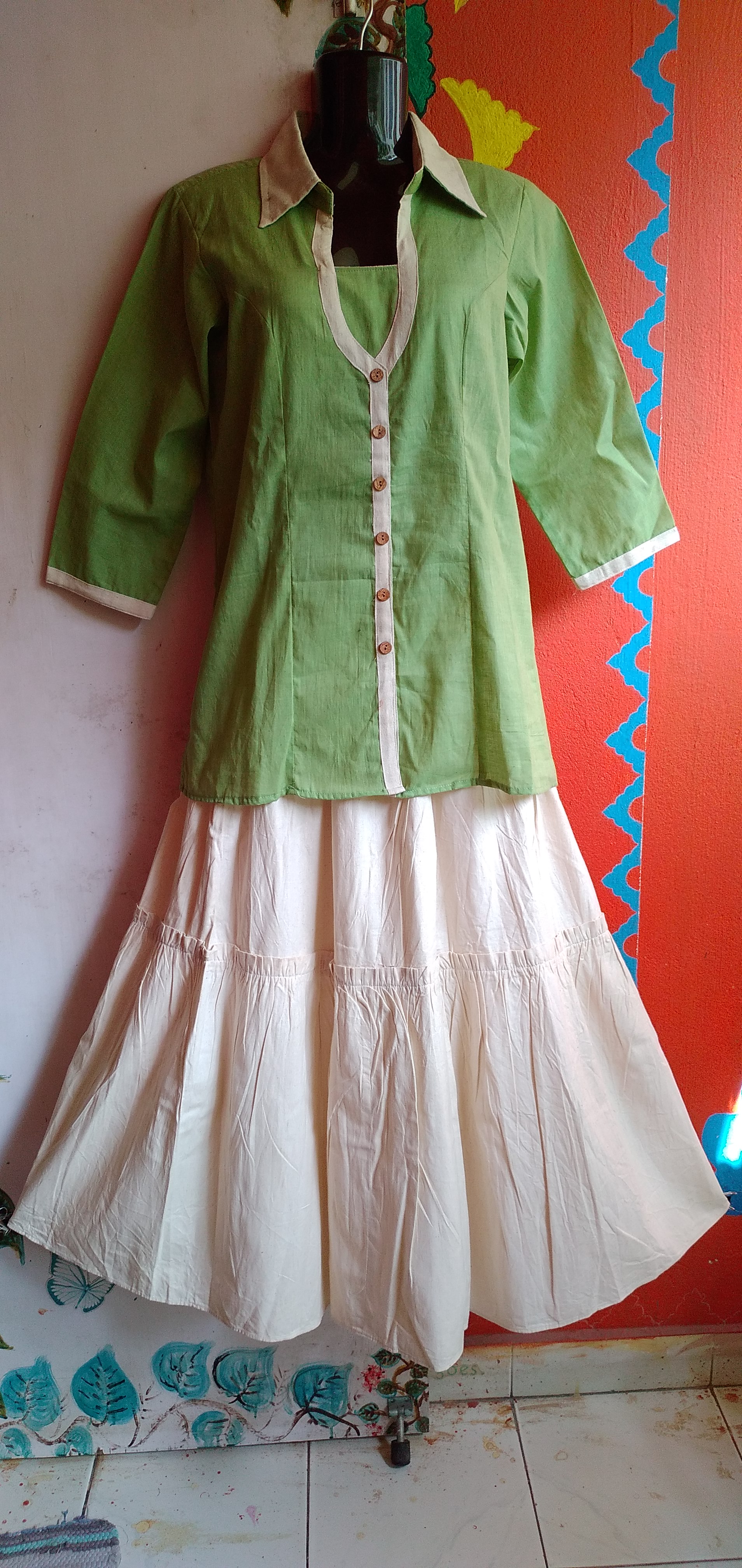 SUNNY BLISS - Peplum Hem Fitted pleated V Neck Sleeveless Top in Haze Red.