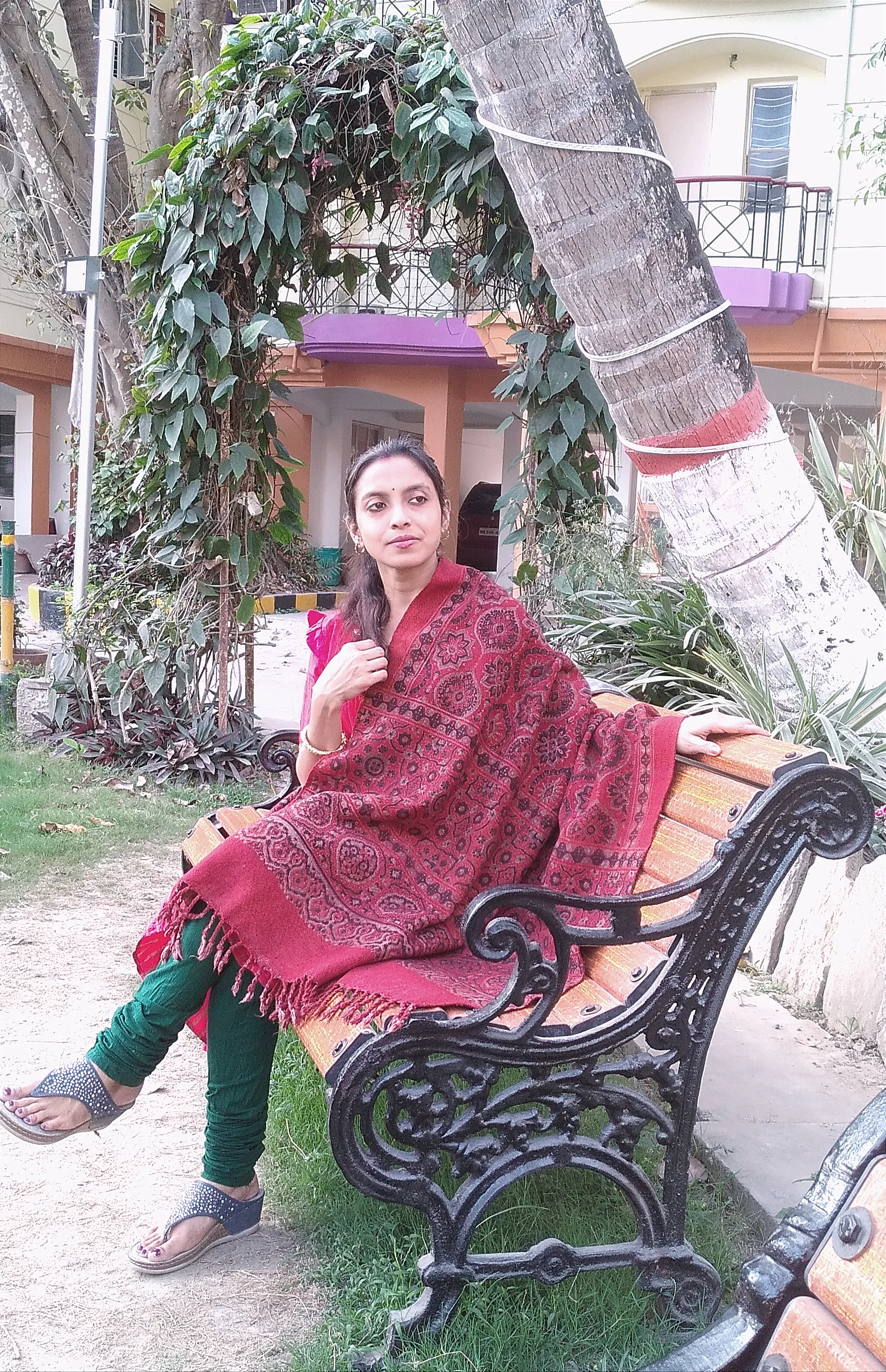 Mayra - Ajrakh-Printed Premium HandWoven Khadar Cotton Shawls -Mazentine Red